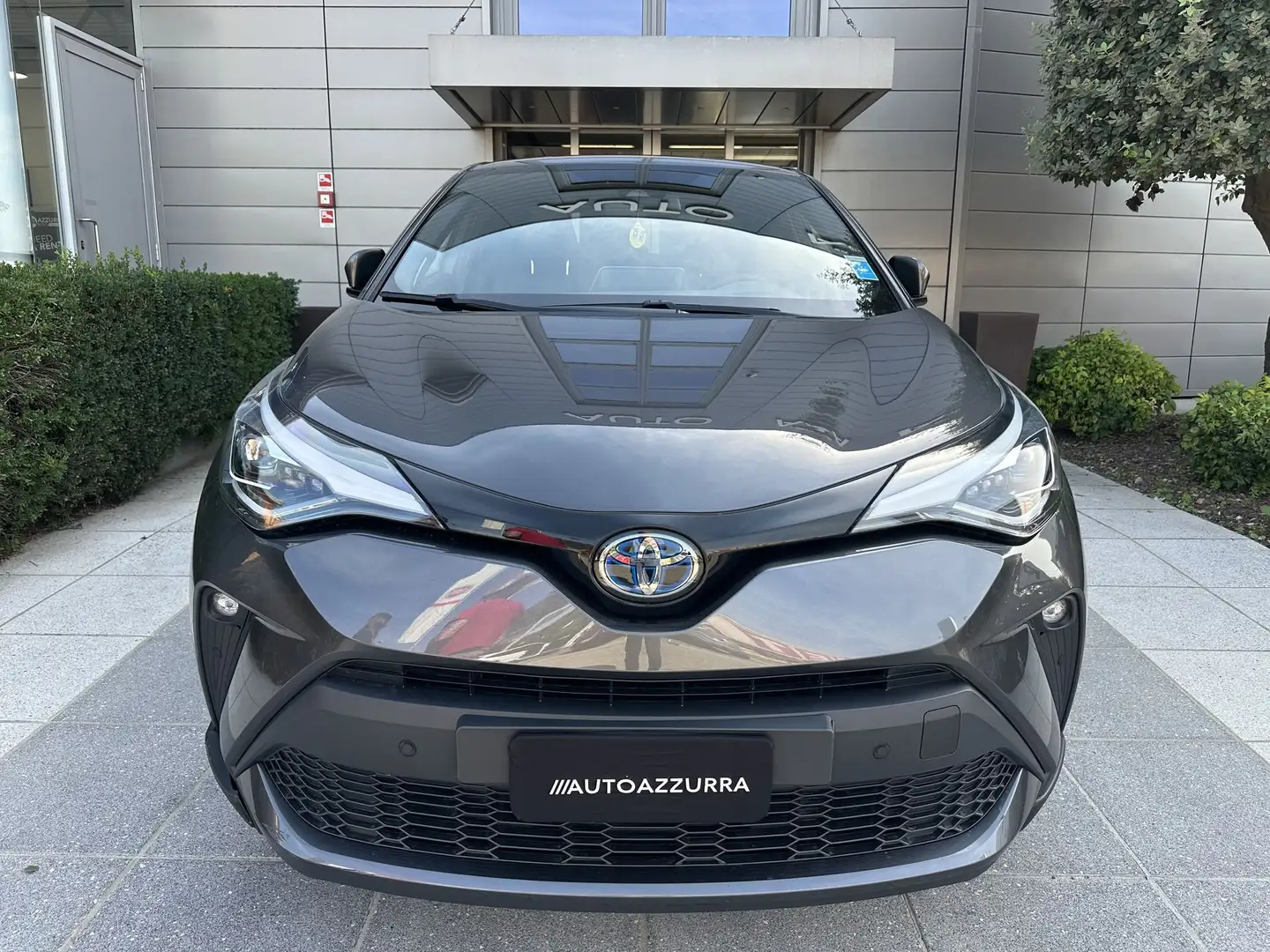Toyota C-HR C-HR 1.8 Hybrid E-CVT Lounge *1PROP, PROMO AZZURR Grau - 2