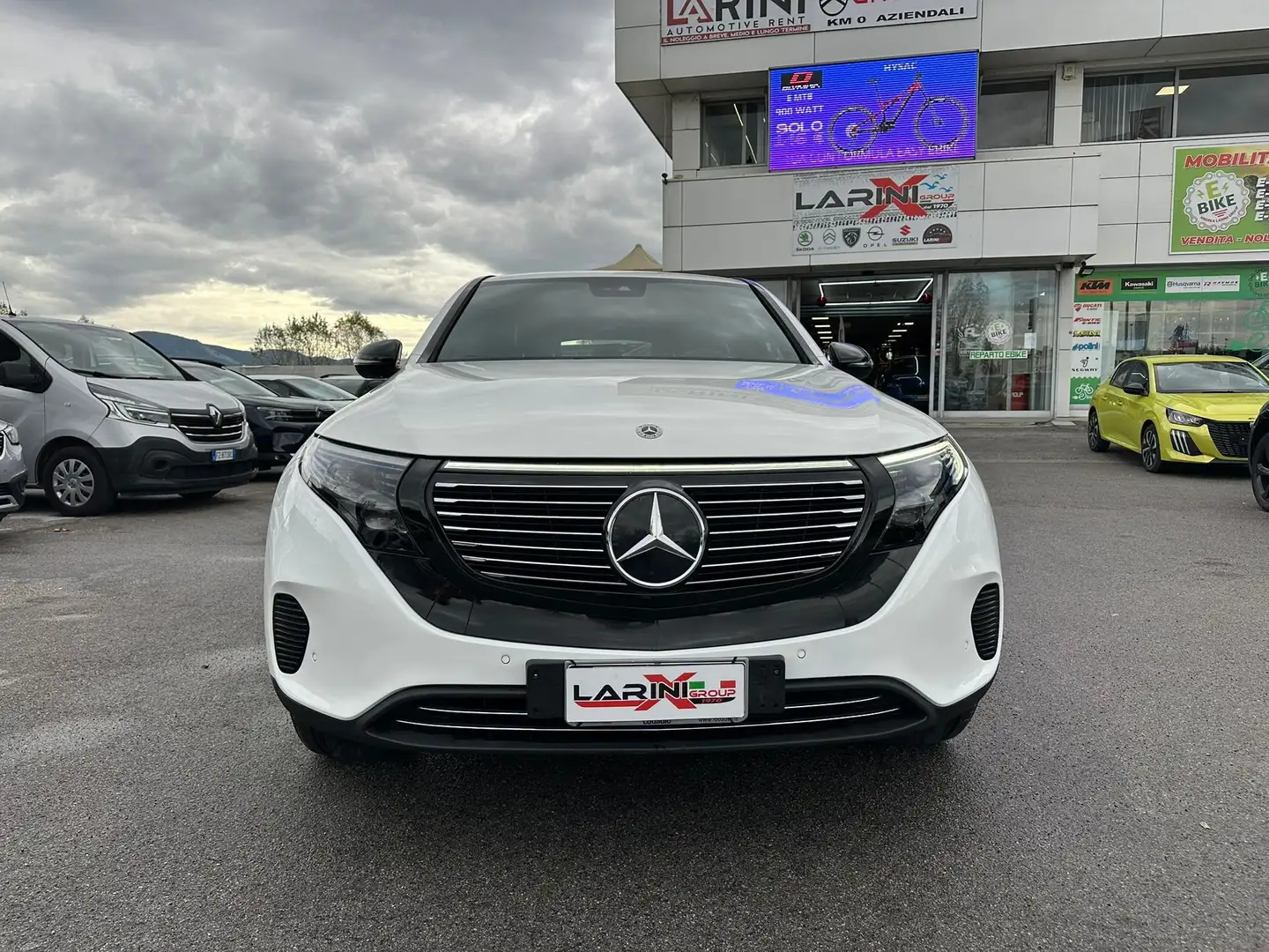 Mercedes-Benz EQC 400 EQC - N293 Premium Plus 4matic Blanc - 2
