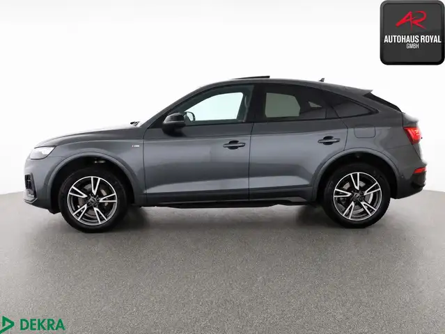 Audi Q5 view 2