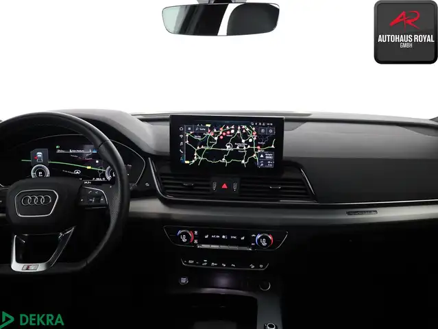 Audi Q5 view 9