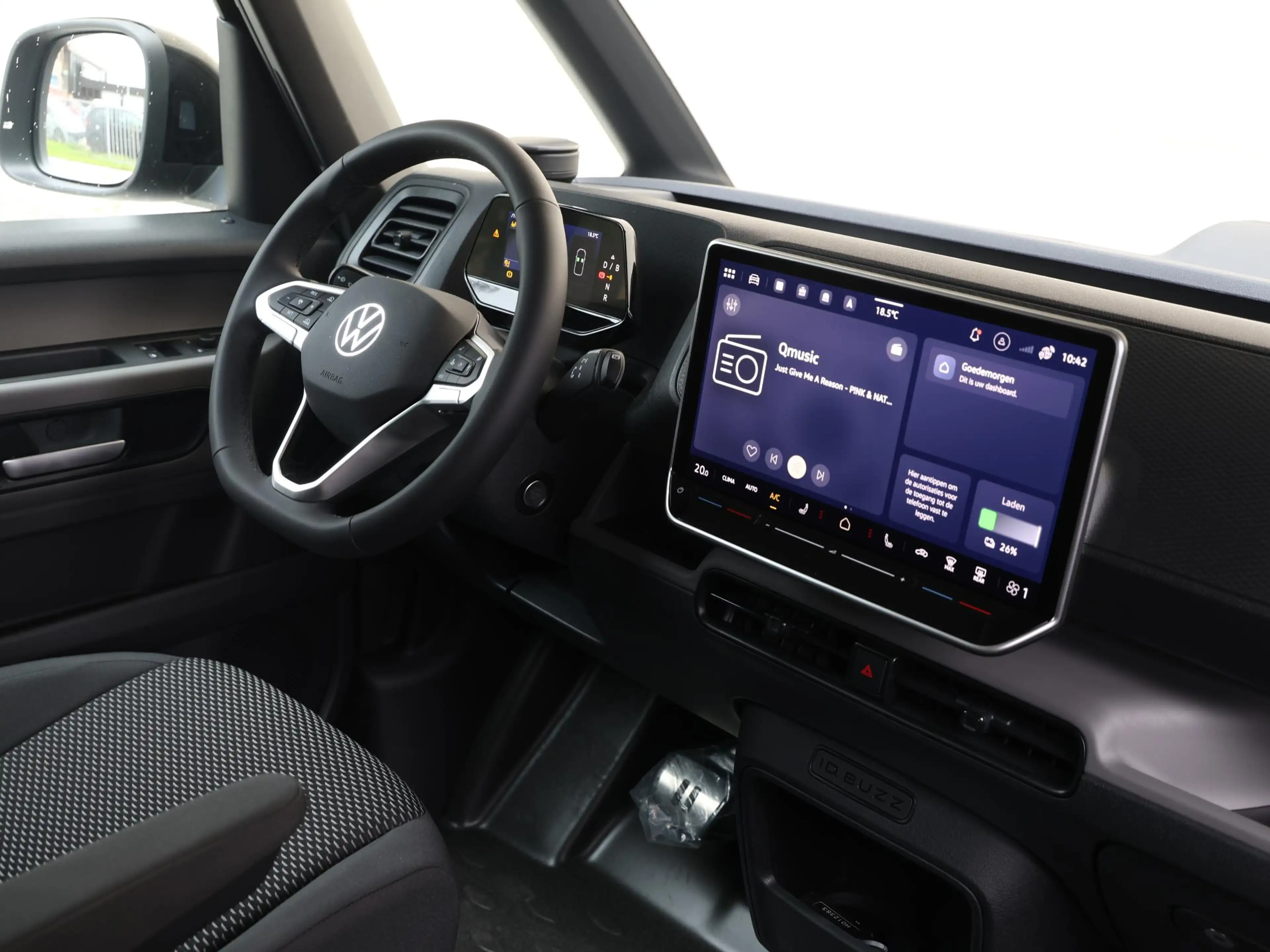 Volkswagen ID. Buzz Cargo Bulli Limited Edition Elektromotor 286PK 79 kWh | — photo 7