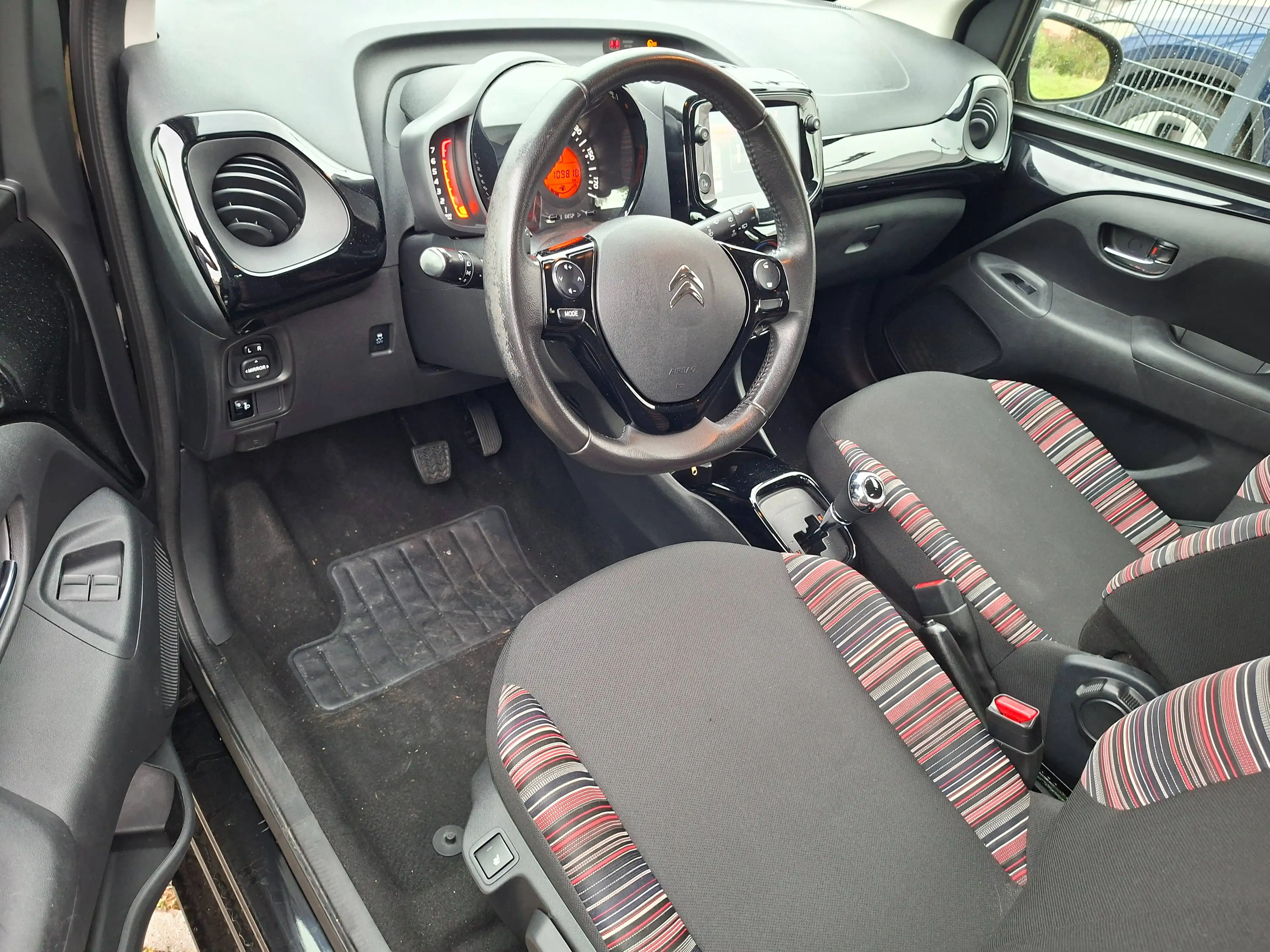 Citroen C1 Shine — photo 6