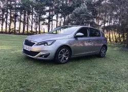 Peugeot 308 2.0 BlueHDi 150ch S&S EAT6 Allure