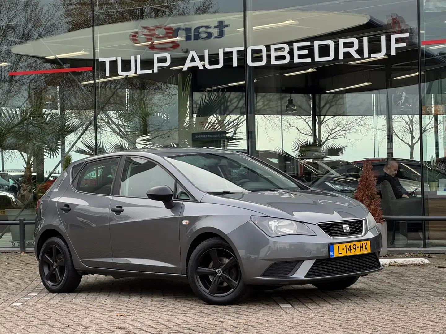 SEAT Ibiza 1.2 TSI Style 2014 Airco Nette auto Airco Grau - 2
