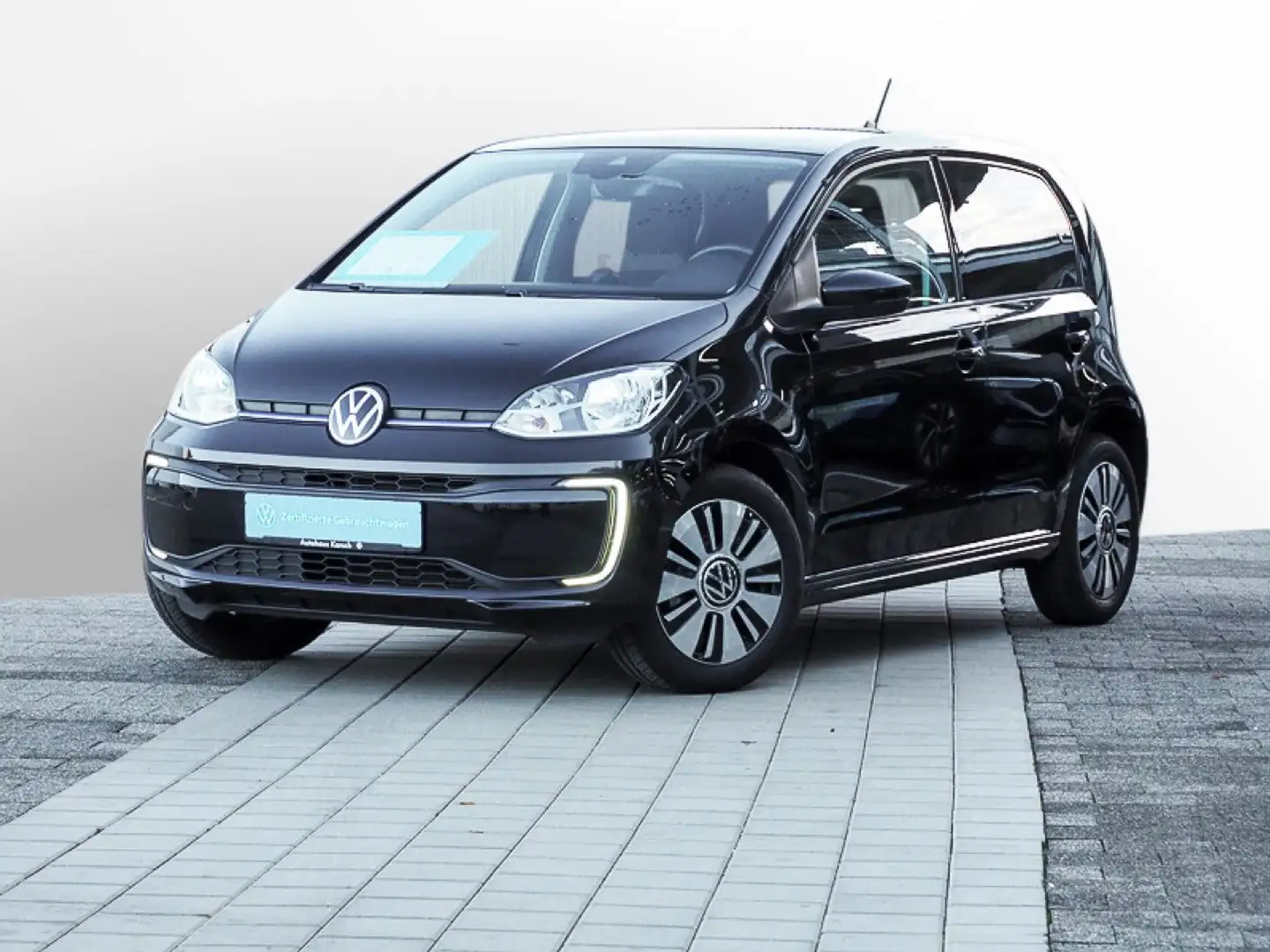 Volkswagen e-up! Style Plus KLIMA, PDC hi.,SHZ, GRA, ZV Schwarz - 2