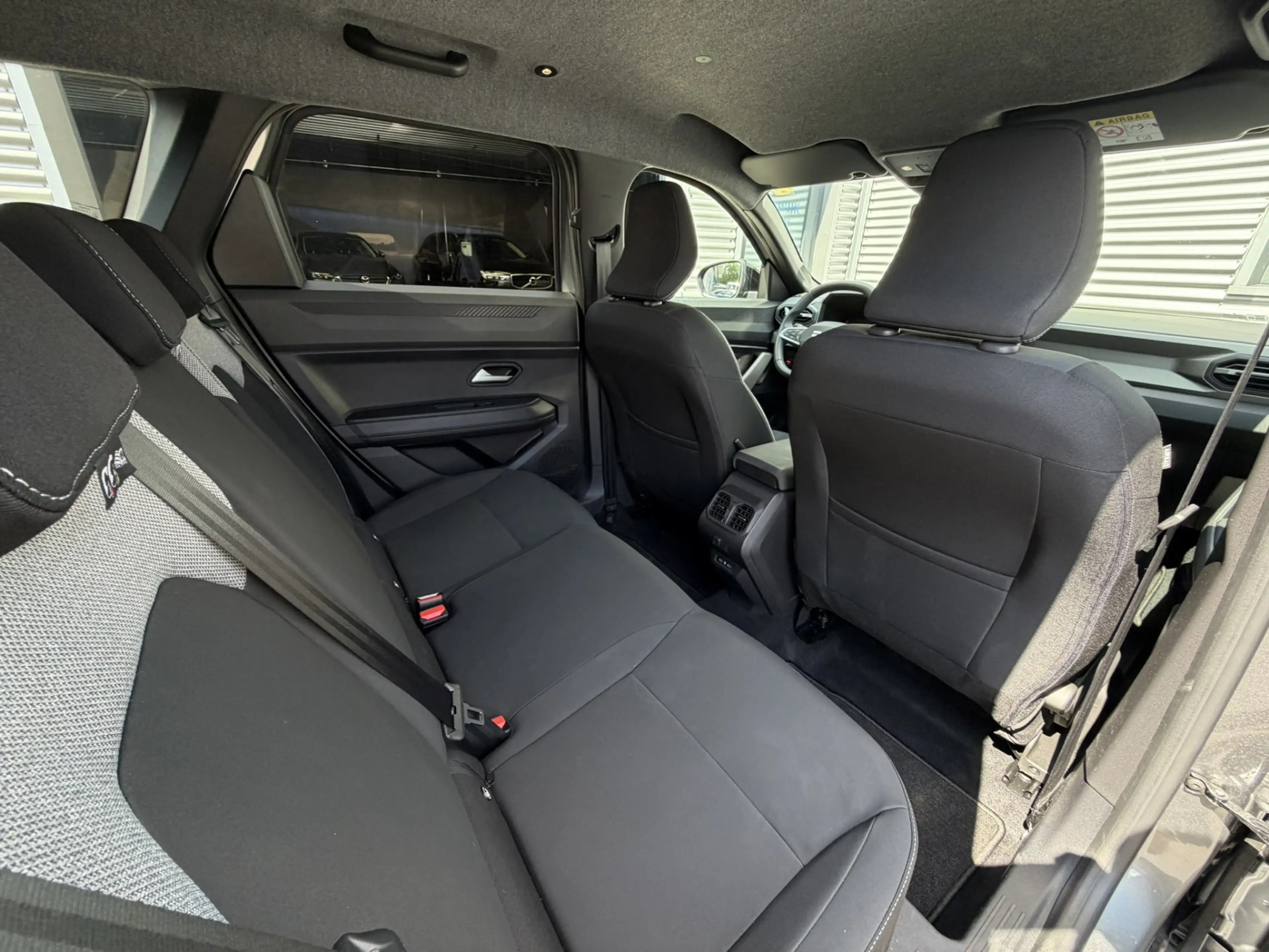 Dacia Bigster 1.8 Hybrid 155 Limited Edition — photo 20