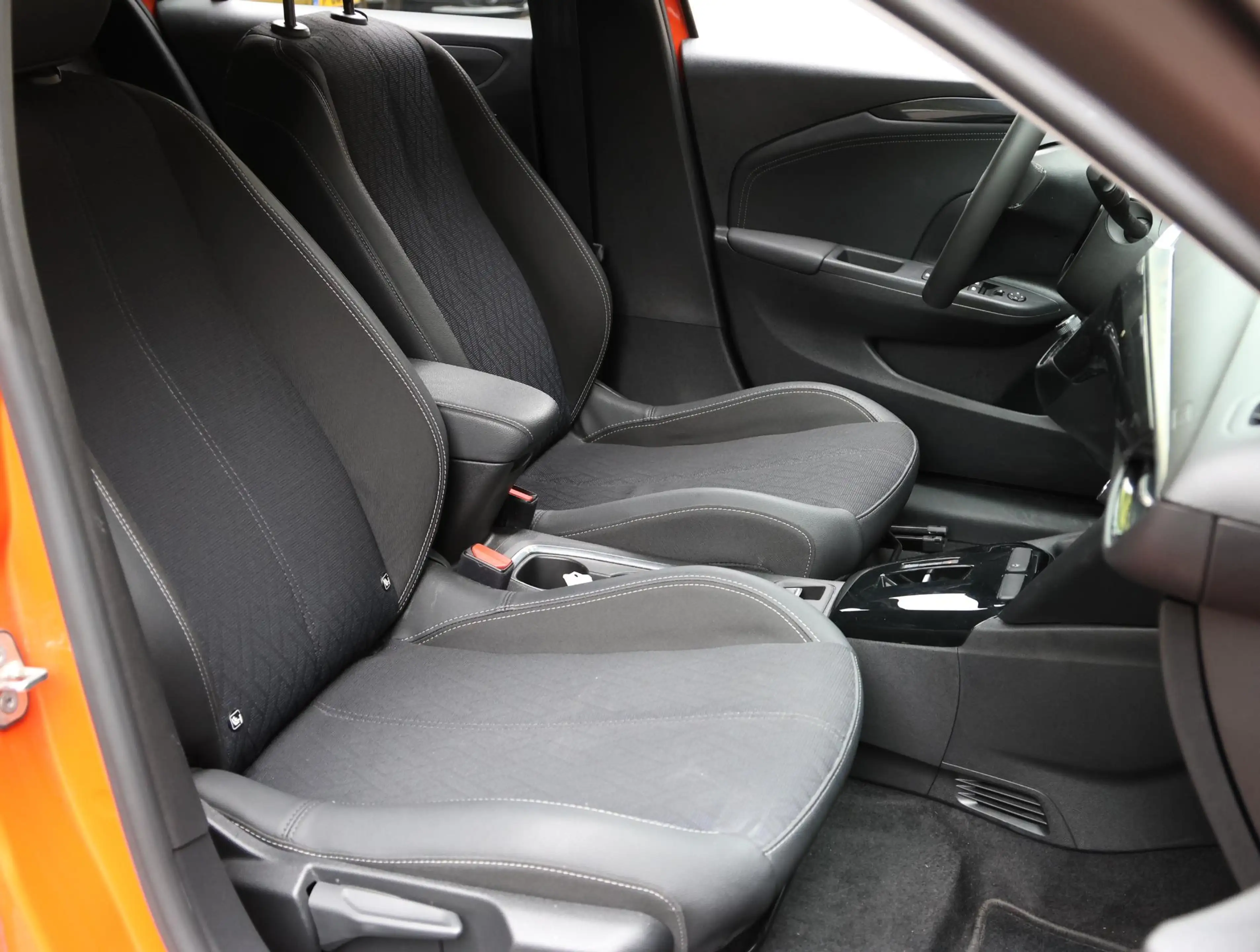 Opel Corsa-e Level 3 50 kWh 136pk | Accu 95% | Lichtmetalen vel — photo 10
