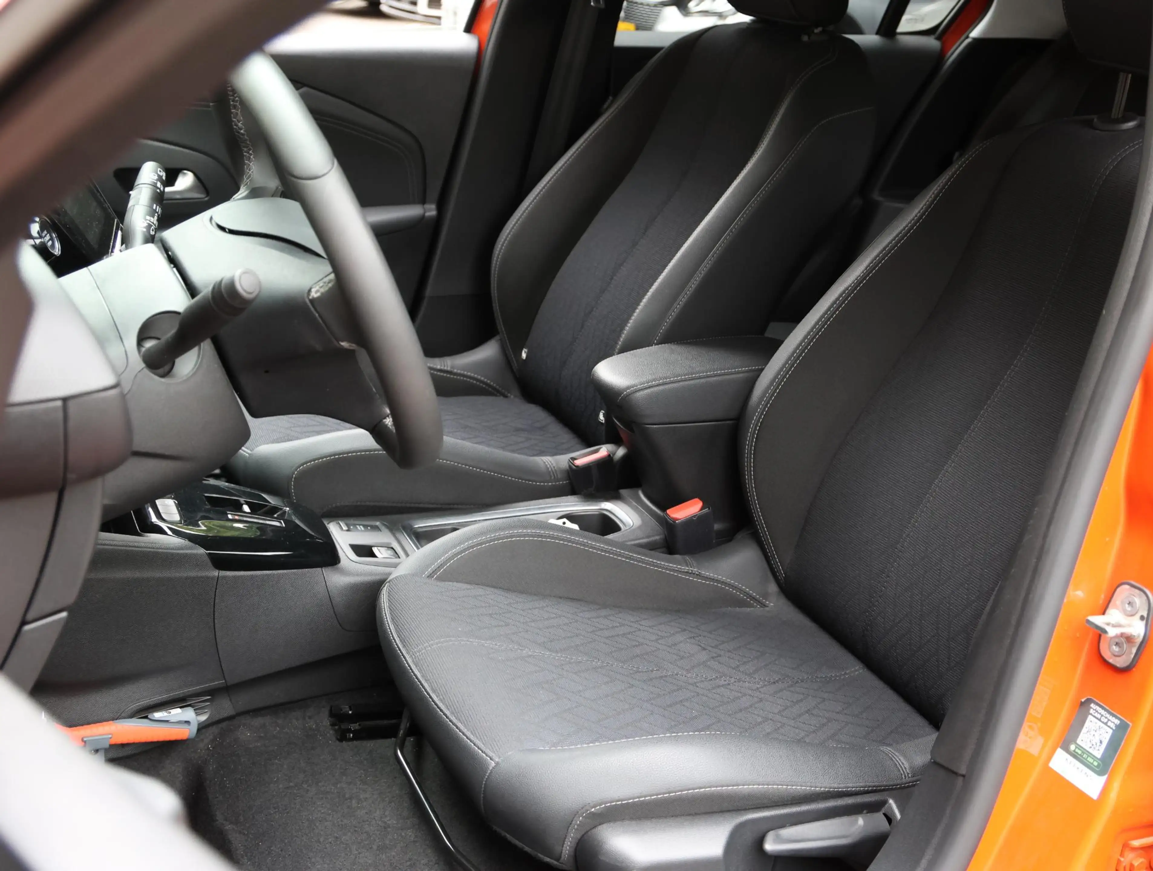 Opel Corsa-e Level 3 50 kWh 136pk | Accu 95% | Lichtmetalen vel — photo 12