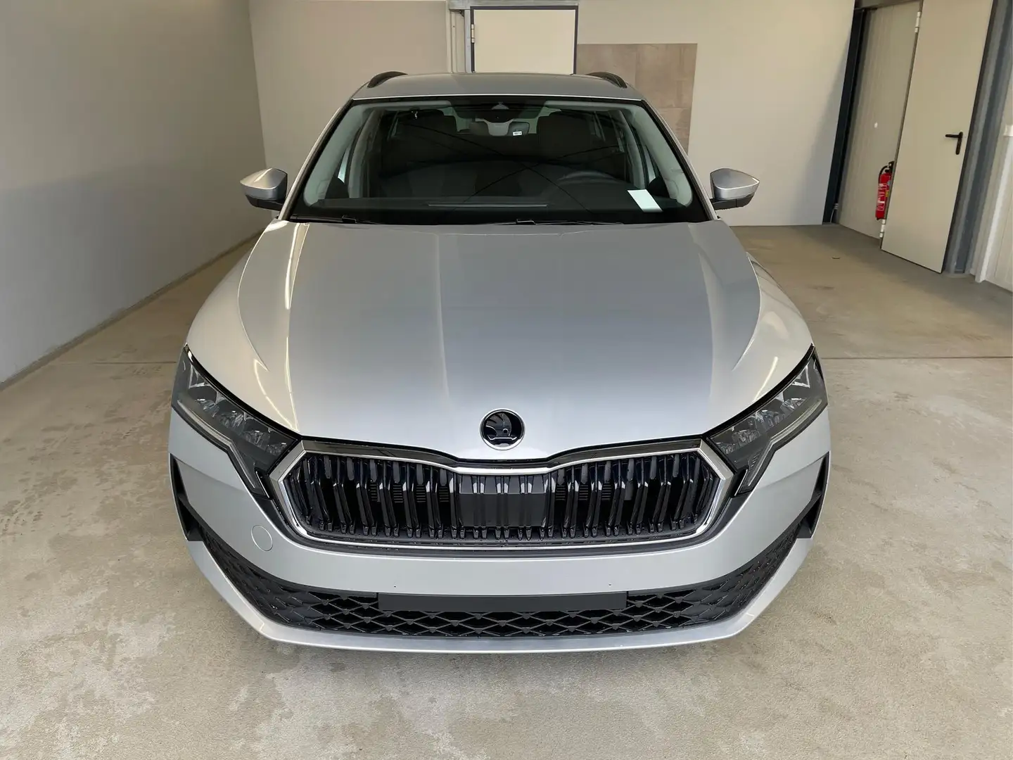 Skoda Octavia Combi Essence DSG AHK+Sitzheizung+App Connect 1... Argento - 2