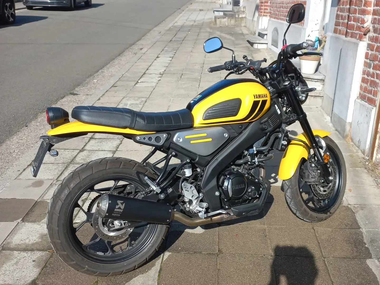 Yamaha XSR 125 Sárga - 1