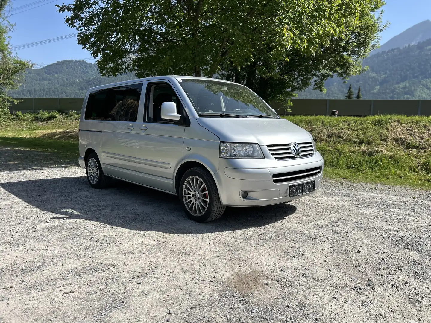Volkswagen T5 Multivan Comfortline Silber - 2