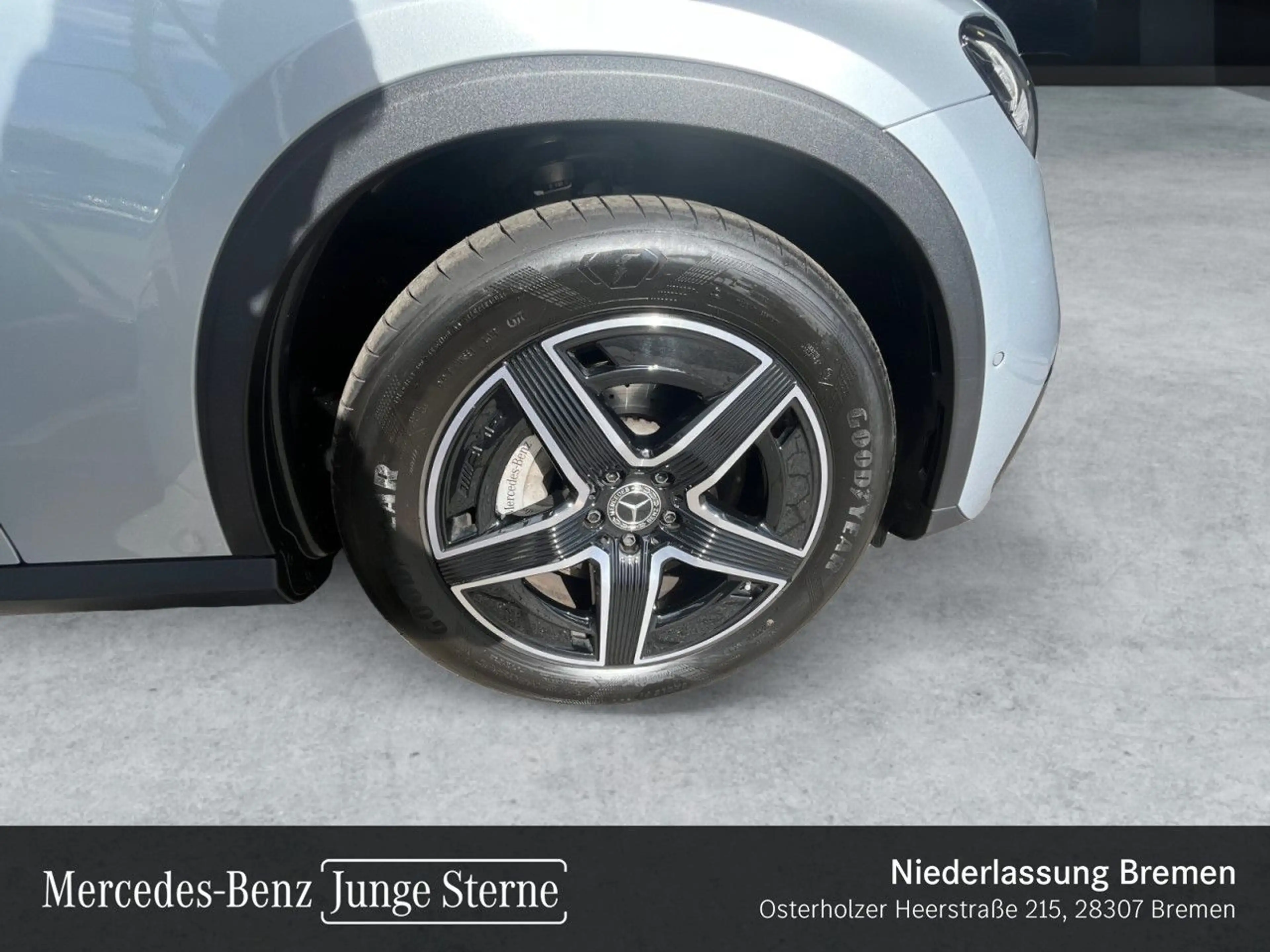 Mercedes-Benz GLC 450 d 4M AMG+NIGHT+PANO+360+AHK+KEYLESS+9G — photo 3