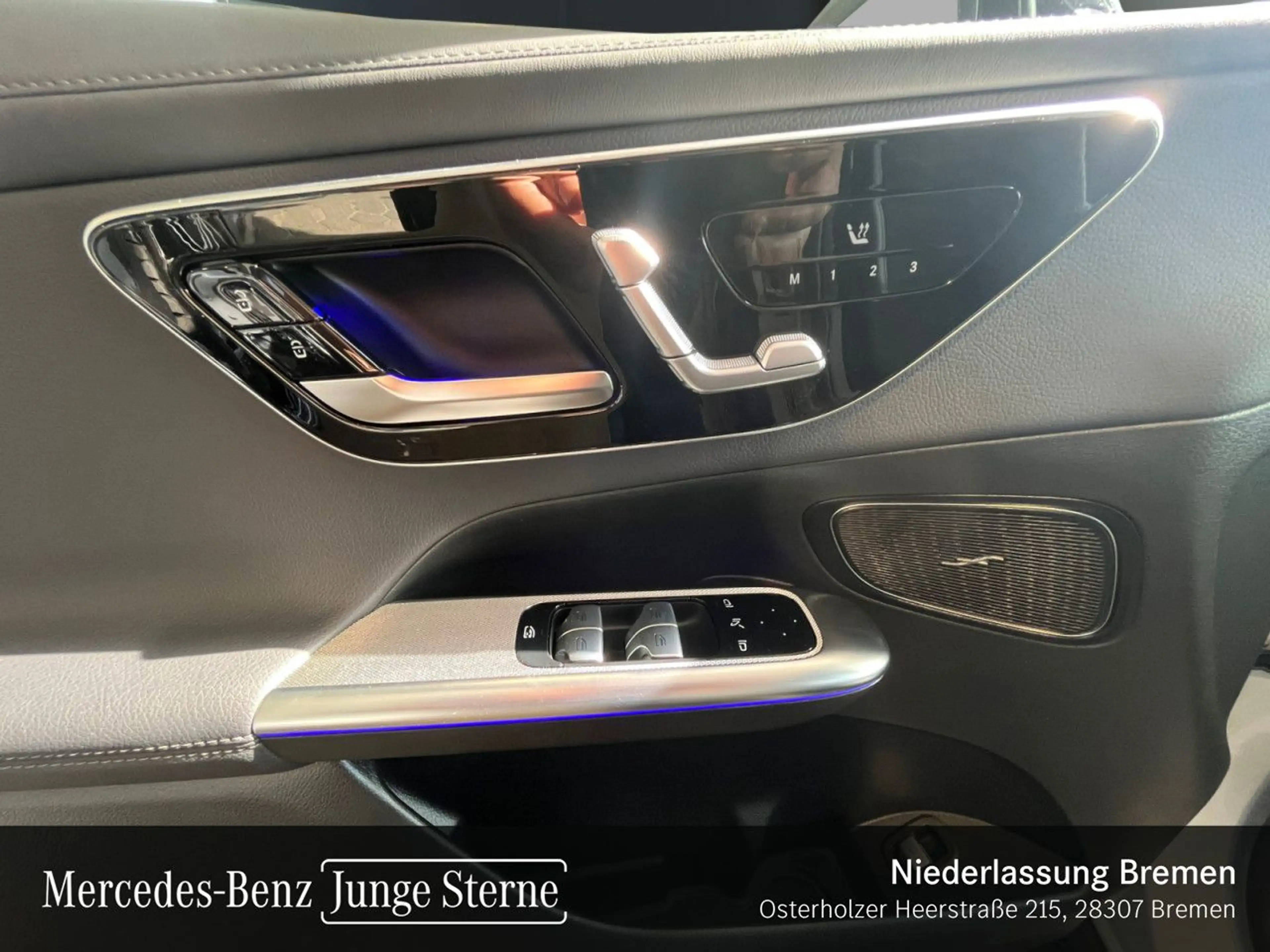 Mercedes-Benz GLC 450 d 4M AMG+NIGHT+PANO+360+AHK+KEYLESS+9G — photo 12