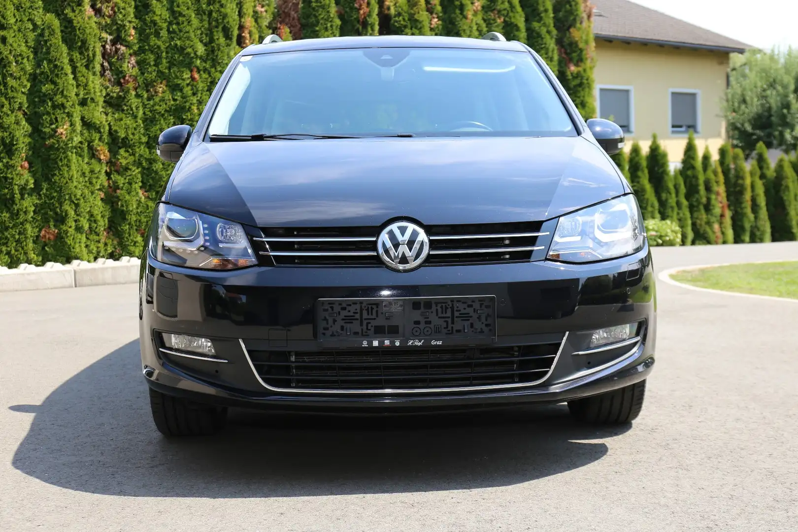 Volkswagen Sharan Business+ 1,4 TSI 7 Sitze/AHK/Navi/RFK/Unfallfrei - 2