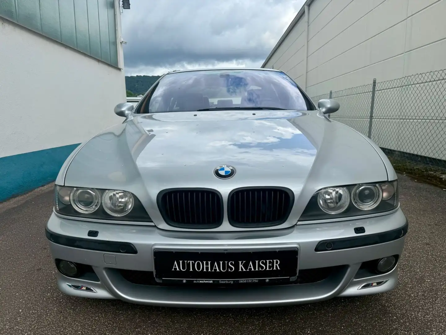 BMW 530 i Limited Edition/Doppel Verglasung/M-Paket/ Zilver - 2