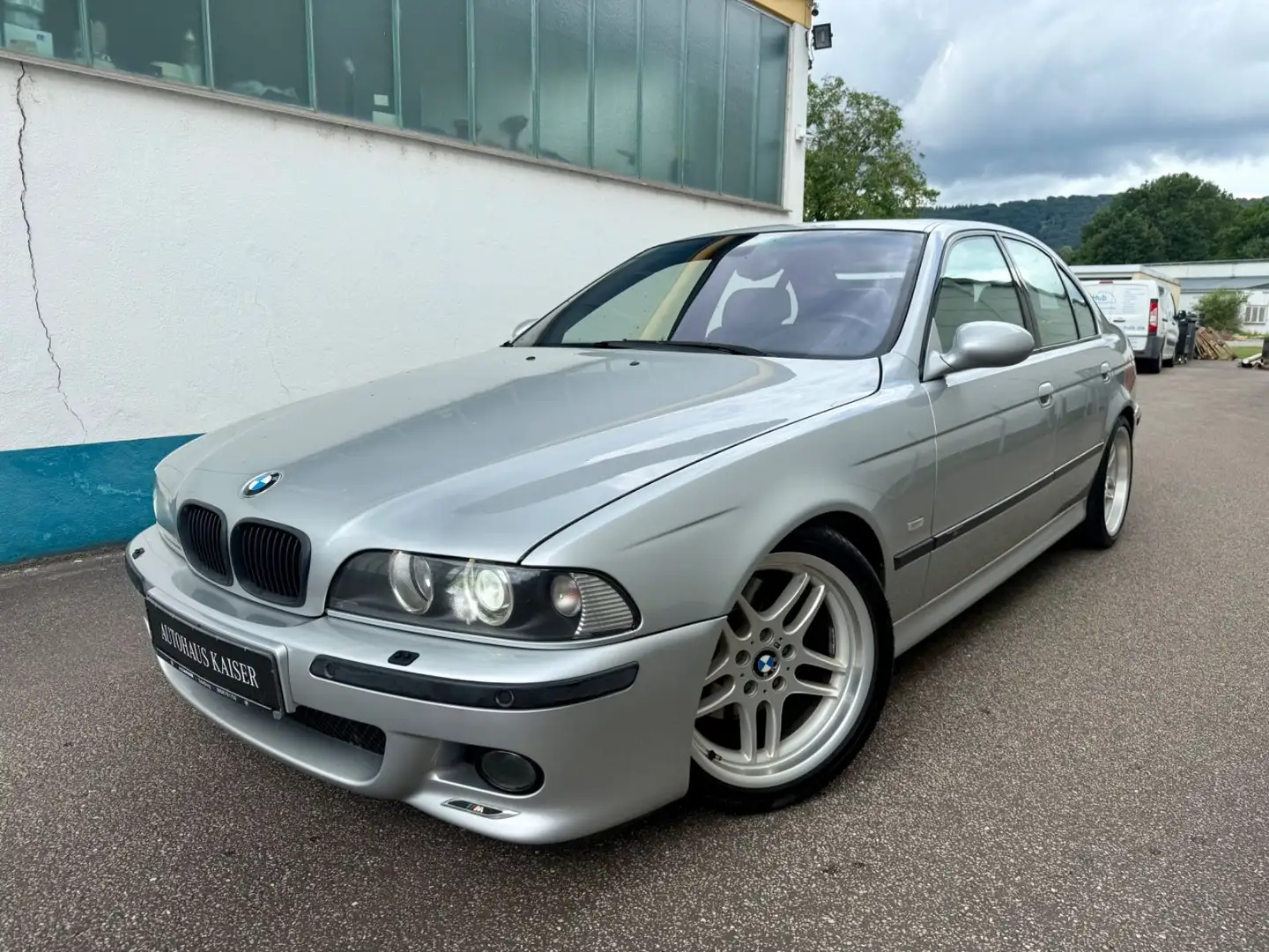BMW 530 i Limited Edition/Doppel Verglasung/M-Paket/ Zilver - 1