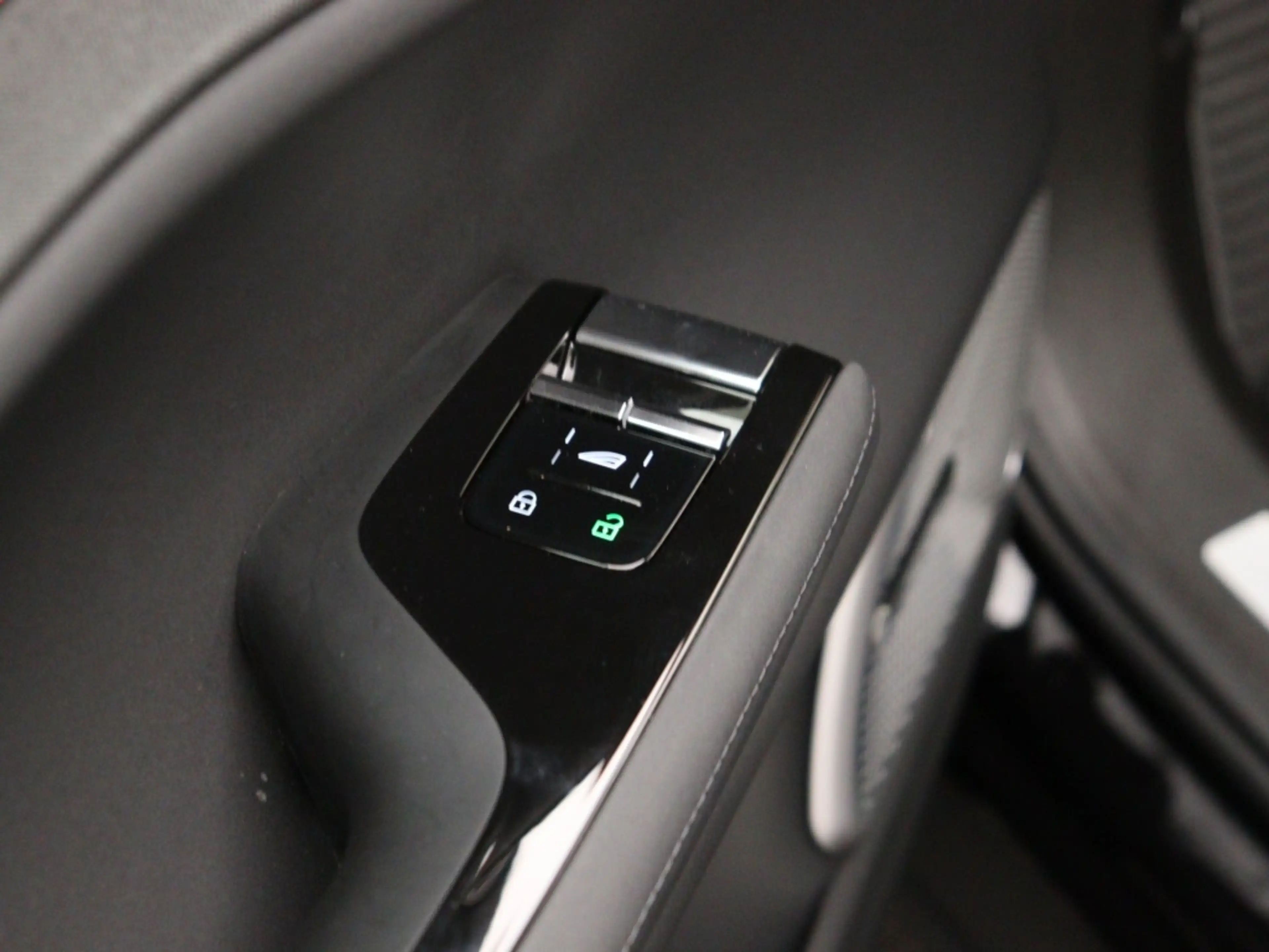 Polestar 3 LONG RANGE DUAL MOTOR PLUS PILOT PACK GETINT GLAS — photo 11