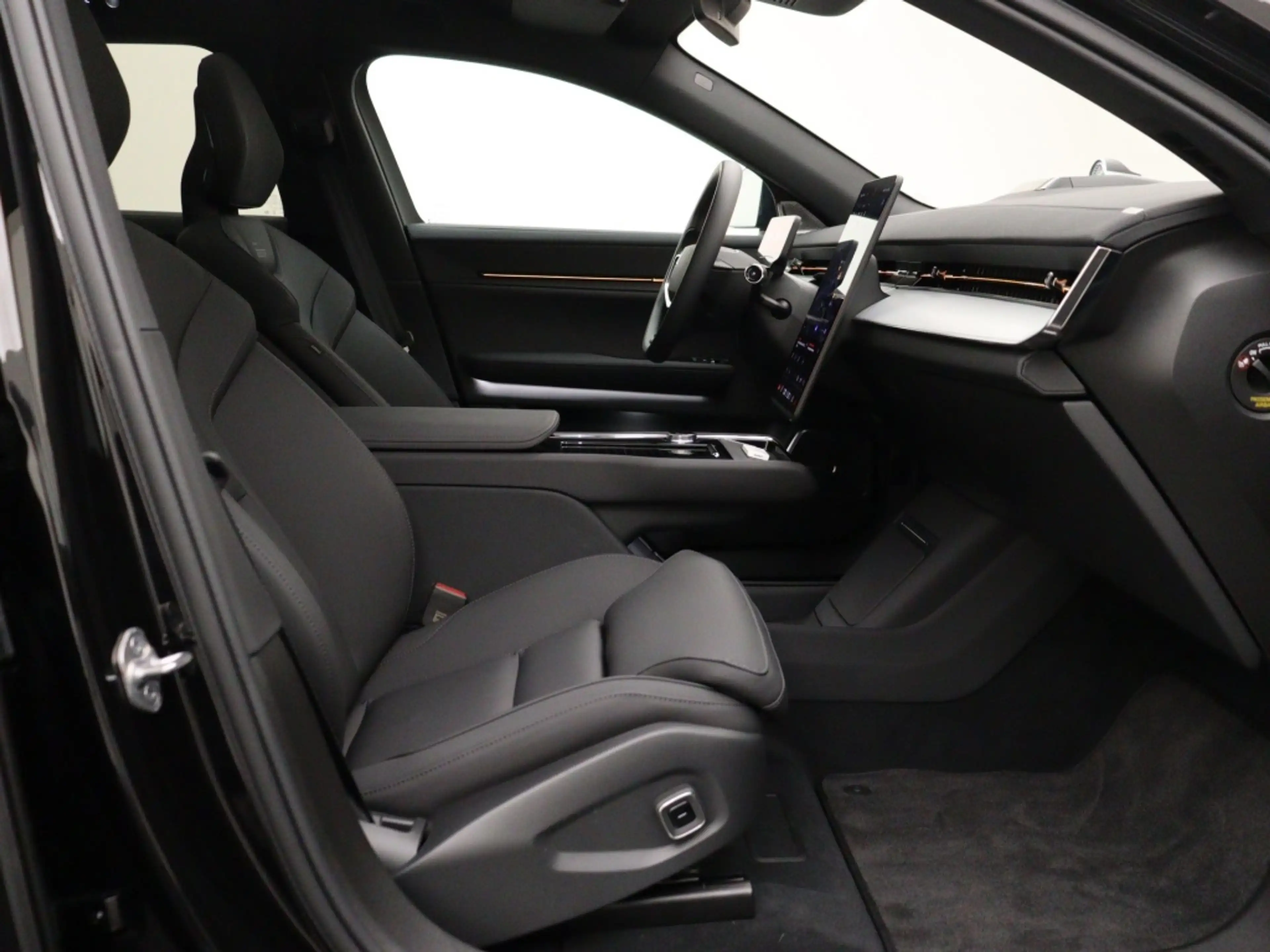 Polestar 3 LONG RANGE DUAL MOTOR PLUS PILOT PACK GETINT GLAS — photo 7