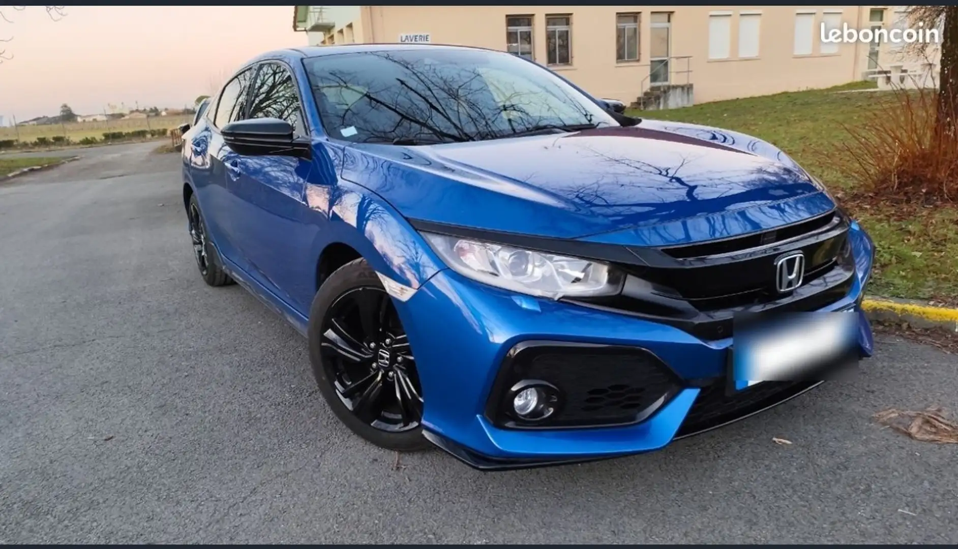Honda Civic 1.0 i-VTEC Turbo CVT Executive - 1
