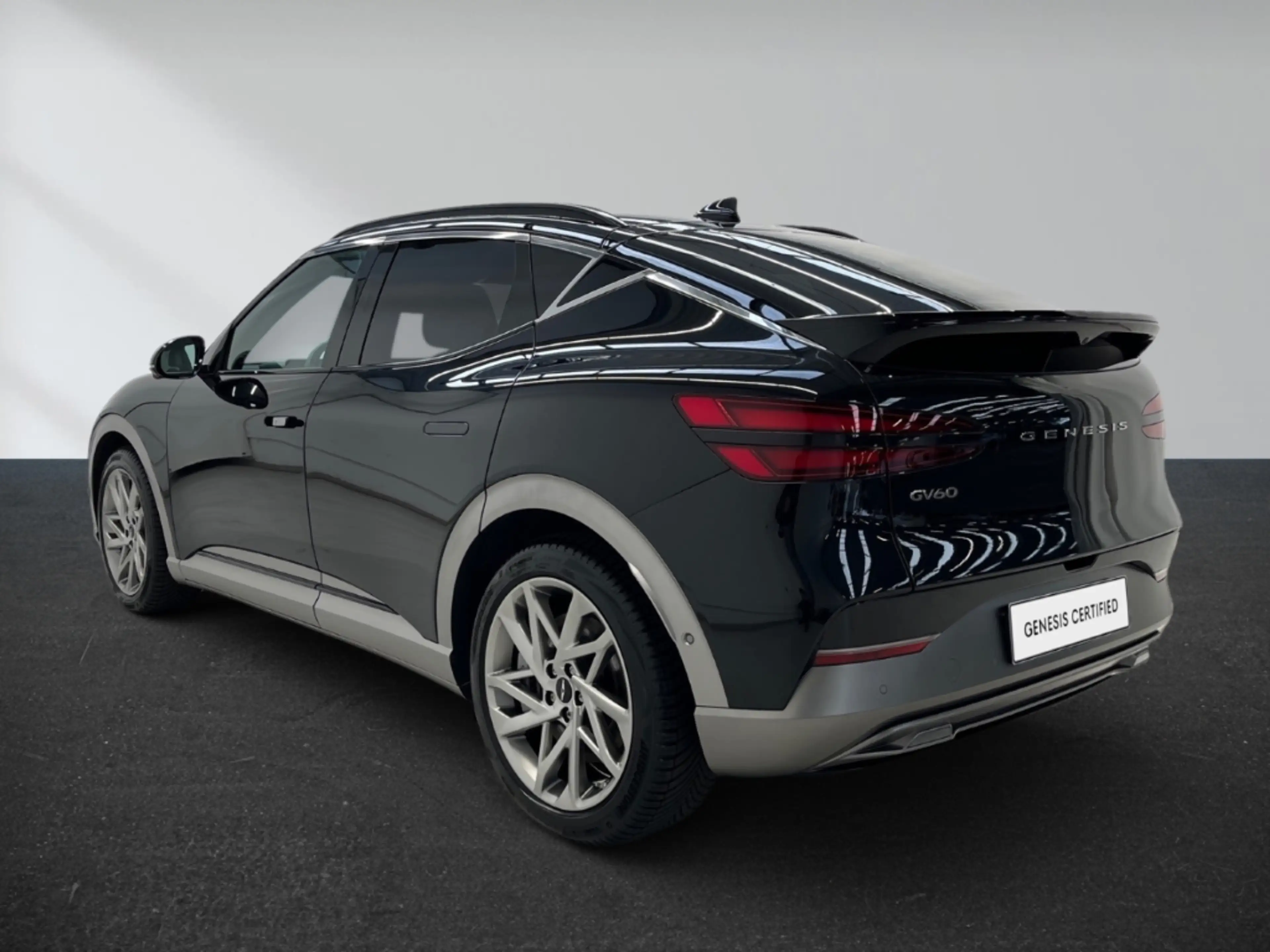 Genesis GV60 Sport Elektro 4WD Sportpaket Panorama Memory Sitze — photo 8