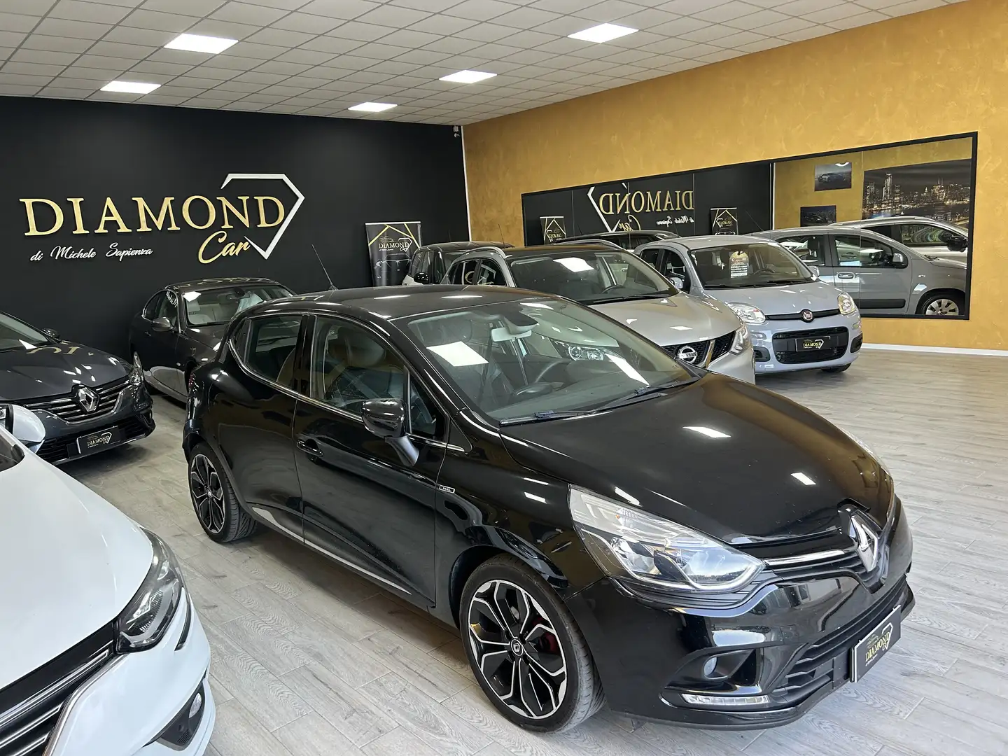 Renault Clio 1.5 dci 75 cv “NAVI/PELLE/RETRO/LED/17”-2018 - 1