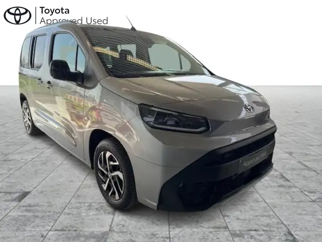 Toyota Verso Family 5pl Proace City Verso Family incl. trekhaak