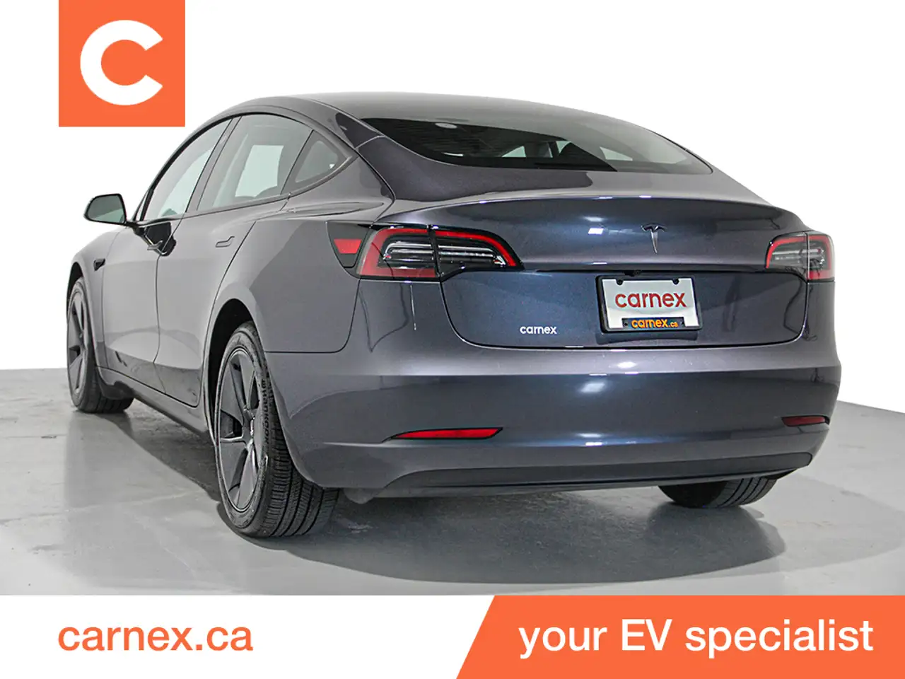 Tesla Model 3 снимка Tesla Model 3