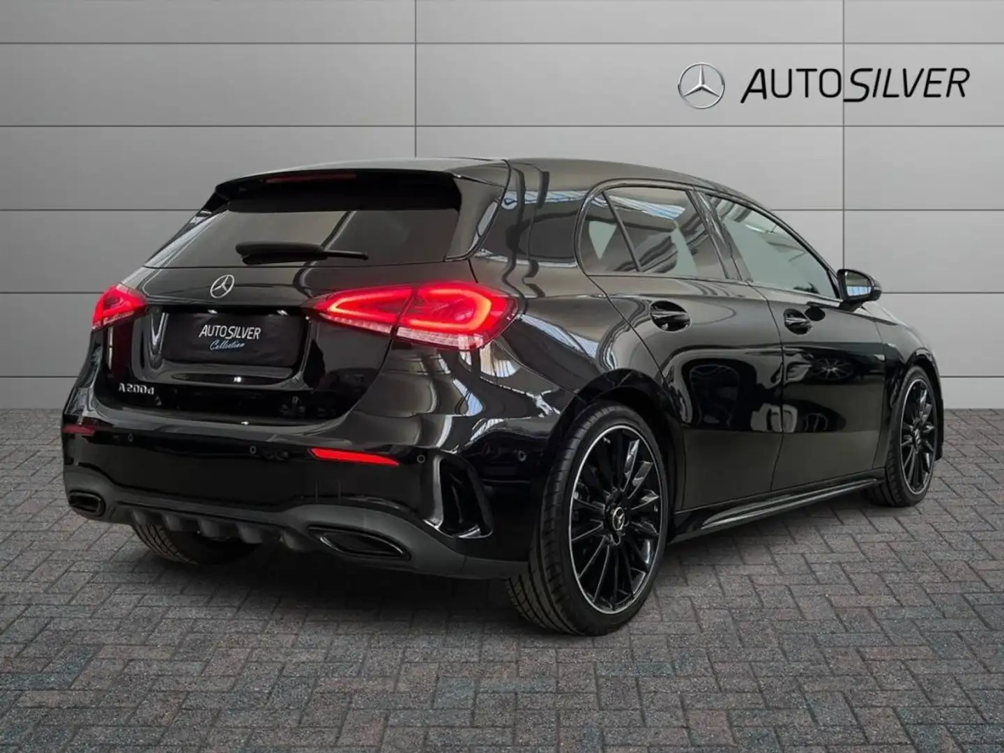 Mercedes-Benz A 200 d Automatic Premium Night Edition Nero - 2