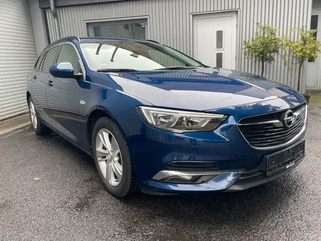 Opel Insignia B Sports Tourer Business Edition AHK