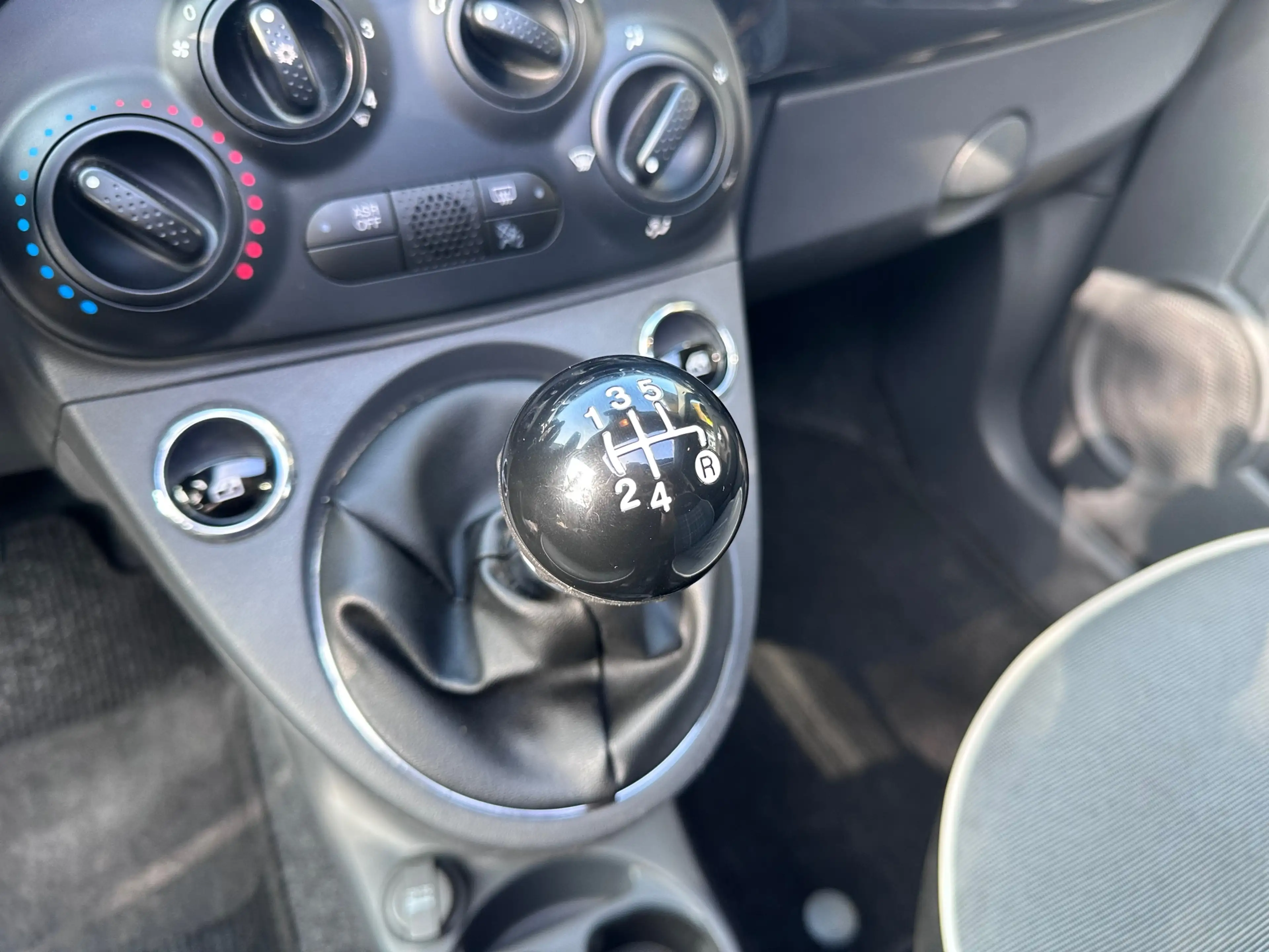 Fiat 500 1.2 Lounge PANO / AIRCO / BLUETOOTH / LM-VELGEN — photo 25
