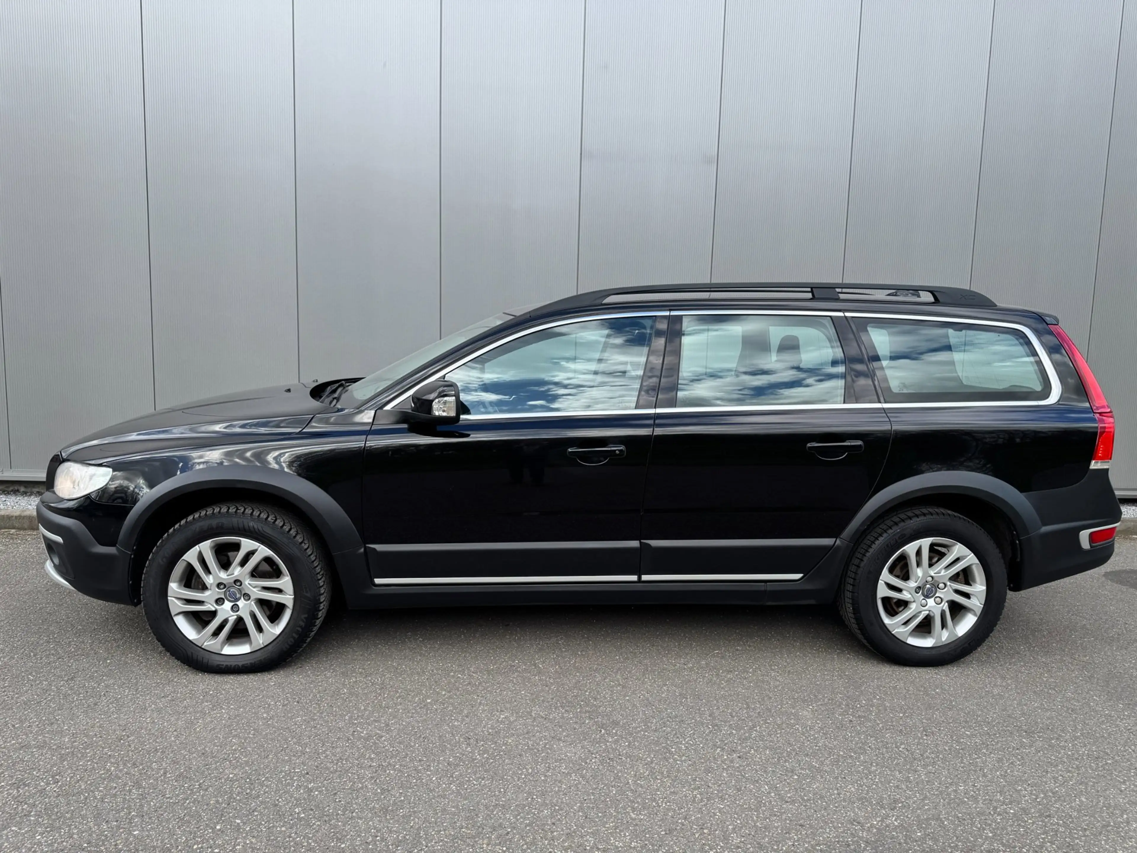 Volvo XC70 2.0 D4 FWD Dynamic Edition LEDER NAVI CLIMA — photo 3