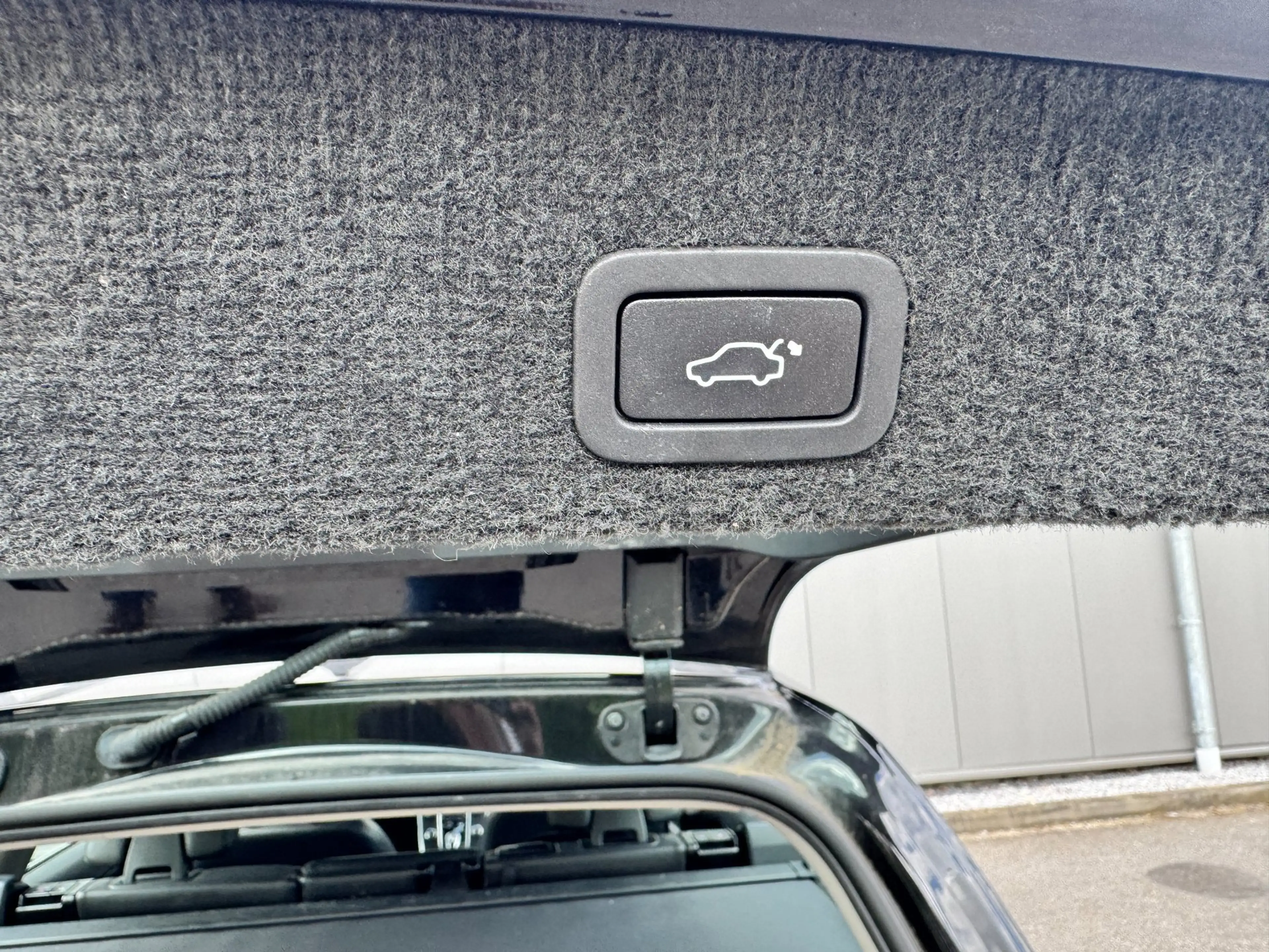 Volvo XC70 2.0 D4 FWD Dynamic Edition LEDER NAVI CLIMA — photo 6