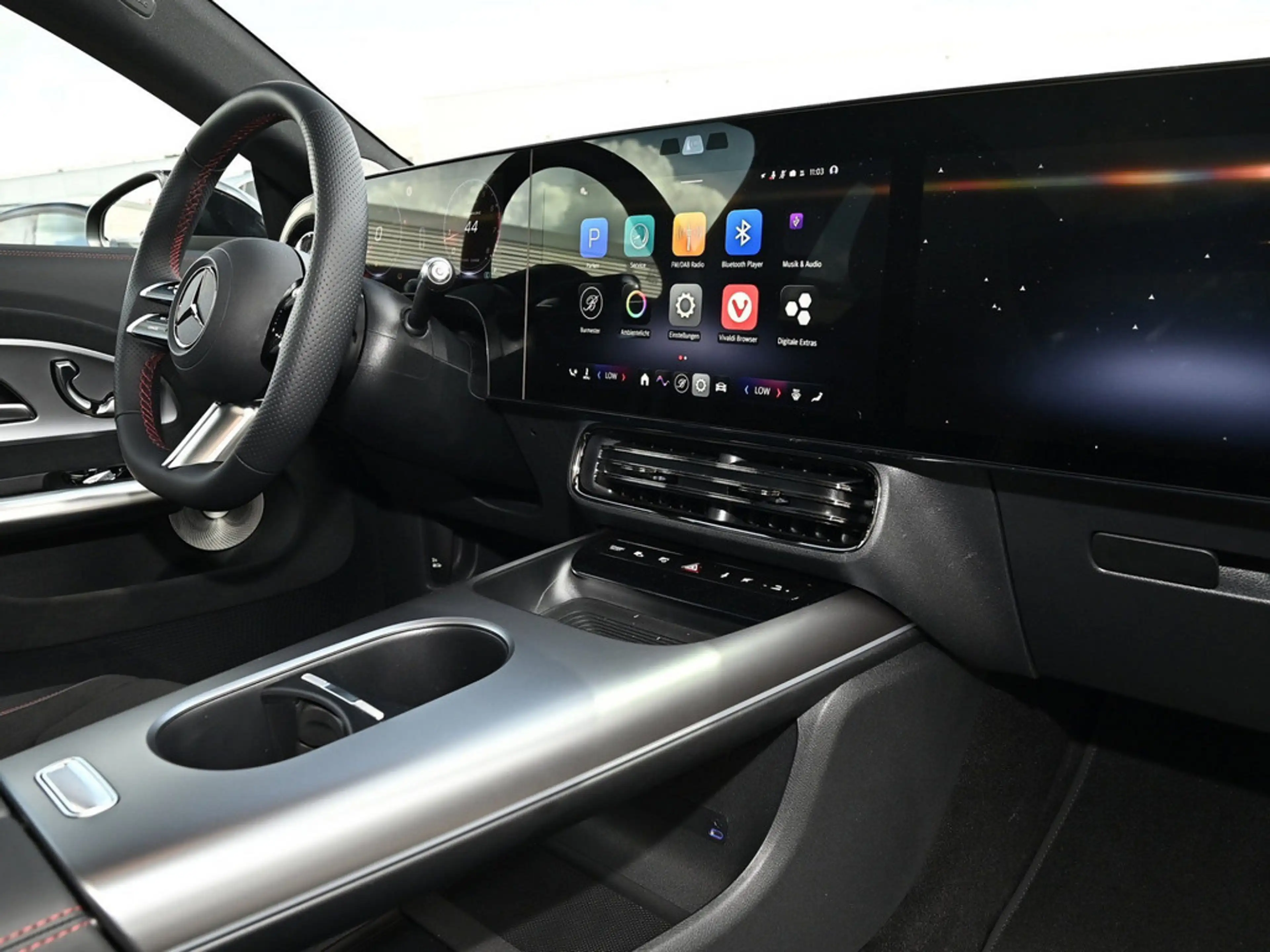 Mercedes-Benz CLA 220 AMG Line NIGHT PANO MULTIB. LED SHZ — photo 10