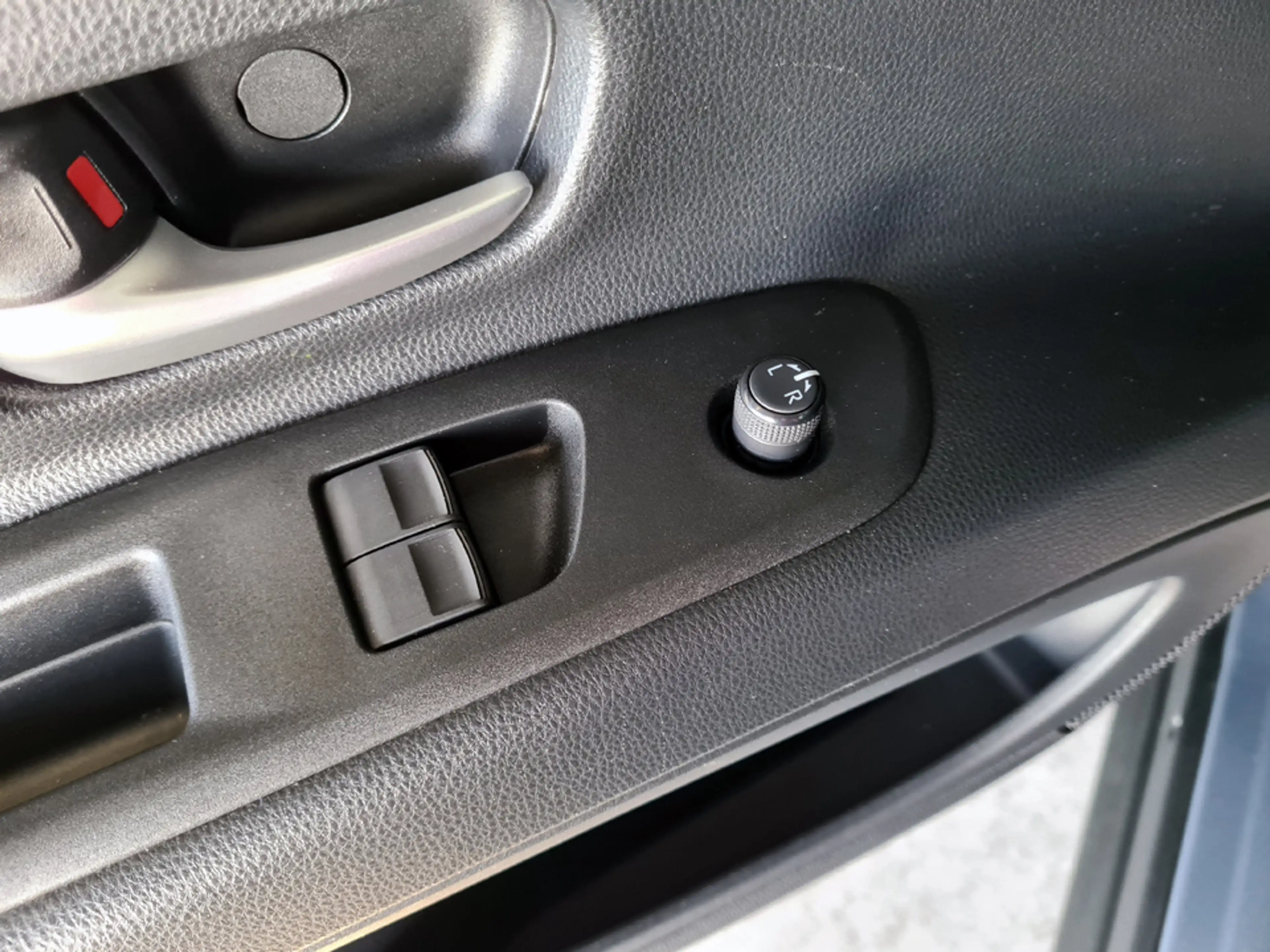 Toyota Aygo X 1.0 VVT-i S-CVT Pulse /Stoelverwarming/Apple Carpl — photo 37