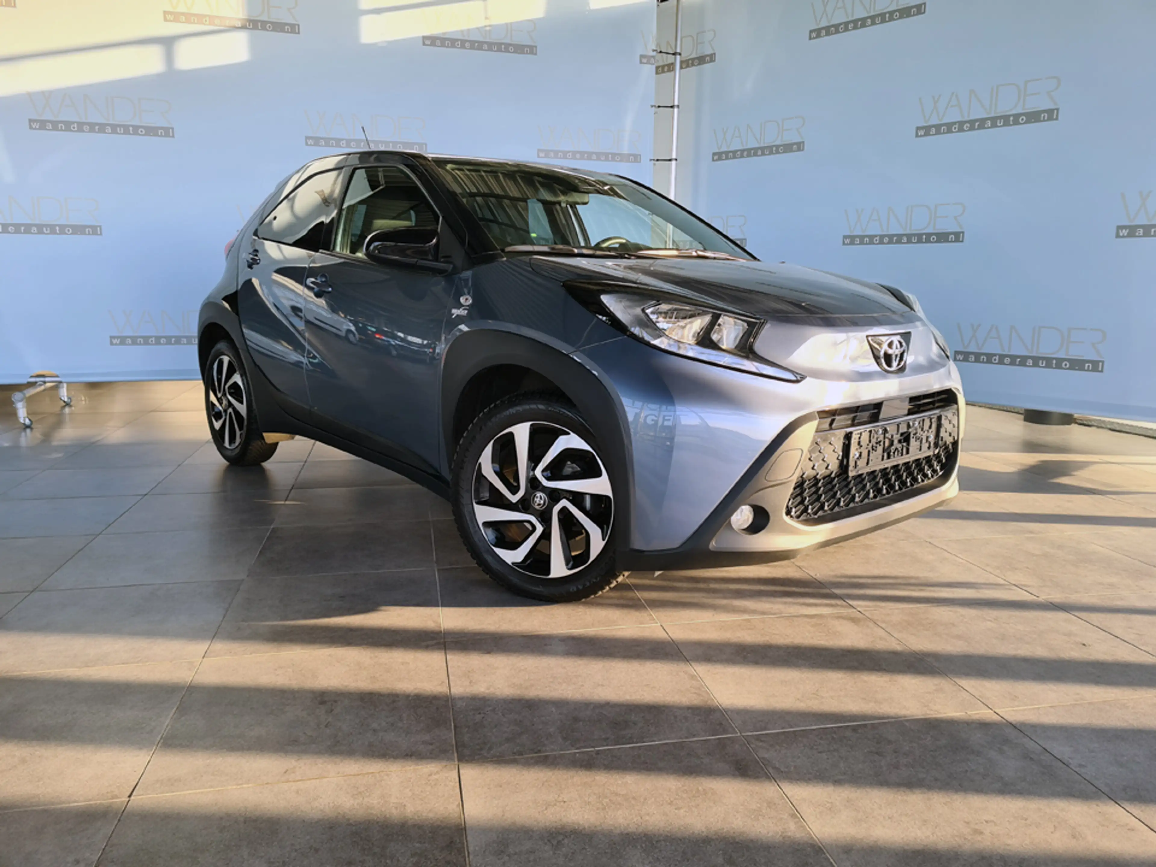 Toyota Aygo X 1.0 VVT-i S-CVT Pulse /Stoelverwarming/Apple Carpl — photo 2