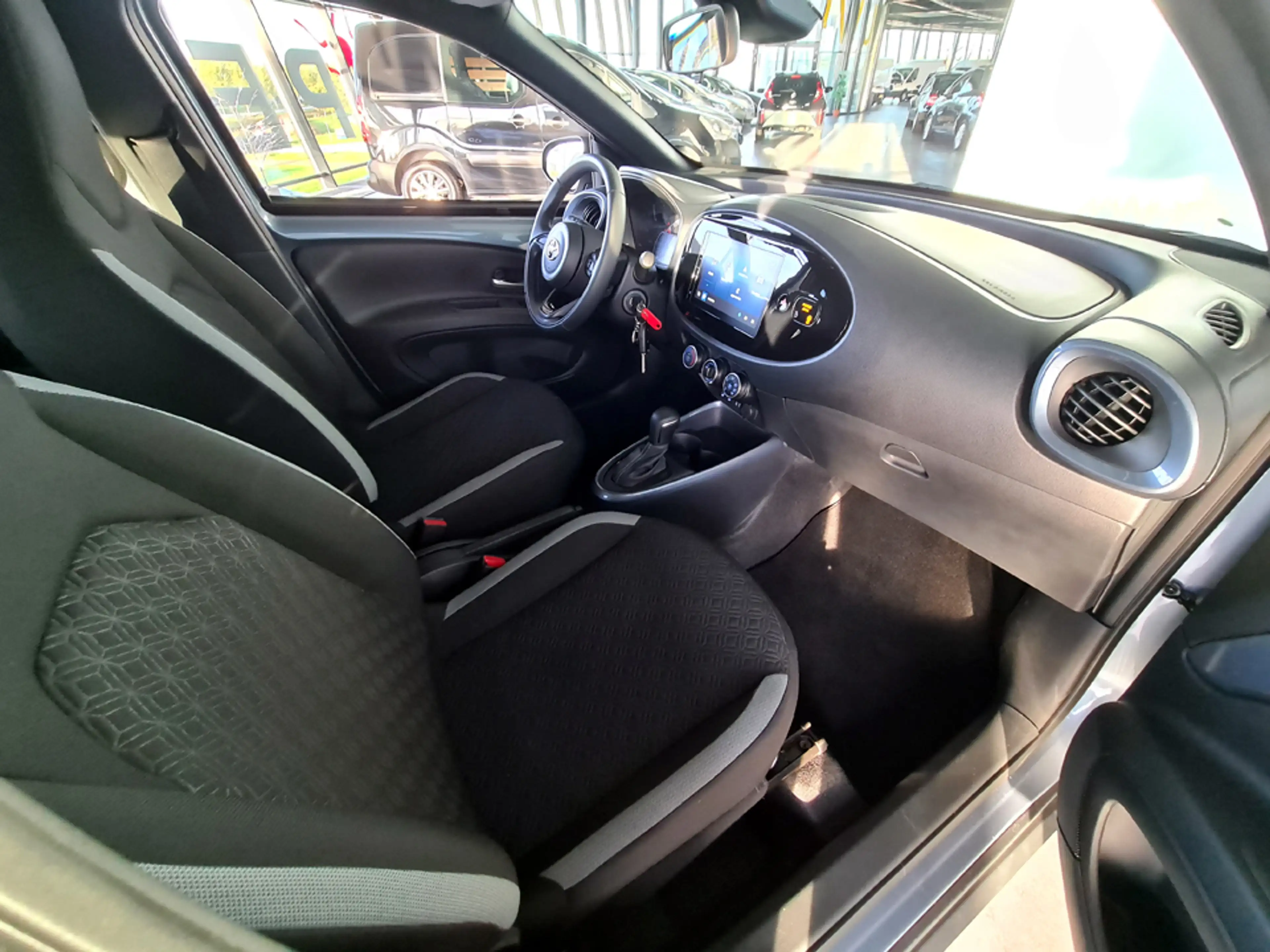 Toyota Aygo X 1.0 VVT-i S-CVT Pulse /Stoelverwarming/Apple Carpl — photo 47