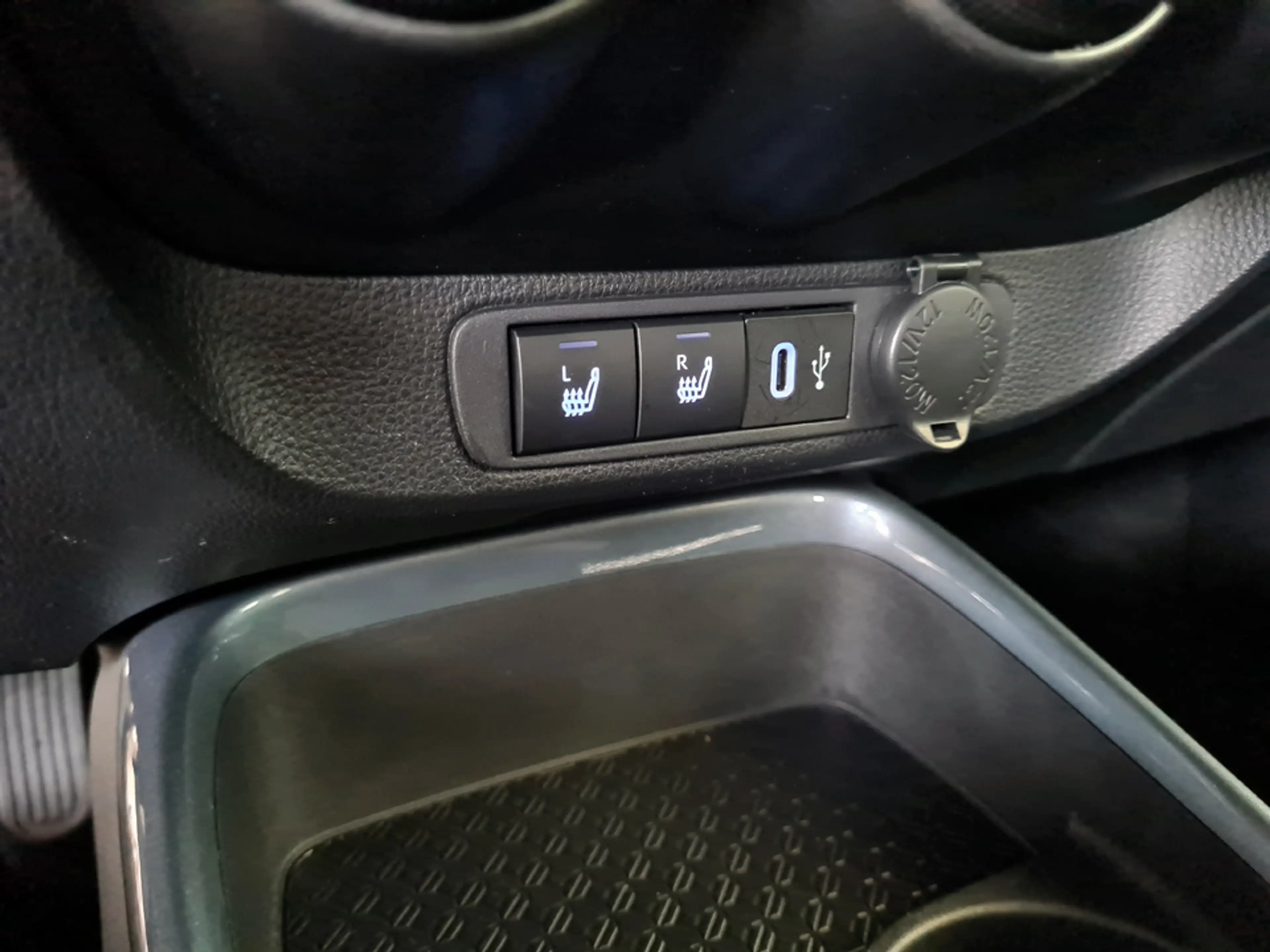 Toyota Aygo X 1.0 VVT-i S-CVT Pulse /Stoelverwarming/Apple Carpl — photo 24