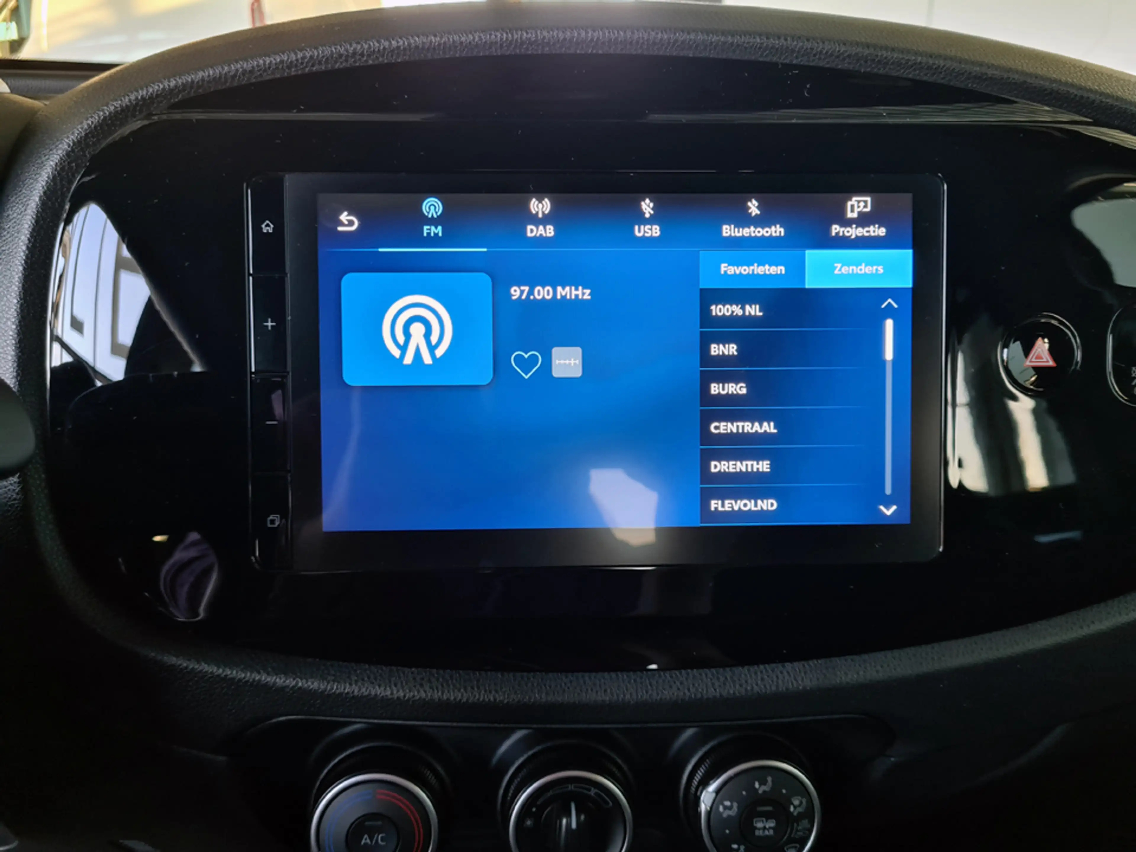 Toyota Aygo X 1.0 VVT-i S-CVT Pulse /Stoelverwarming/Apple Carpl — photo 27