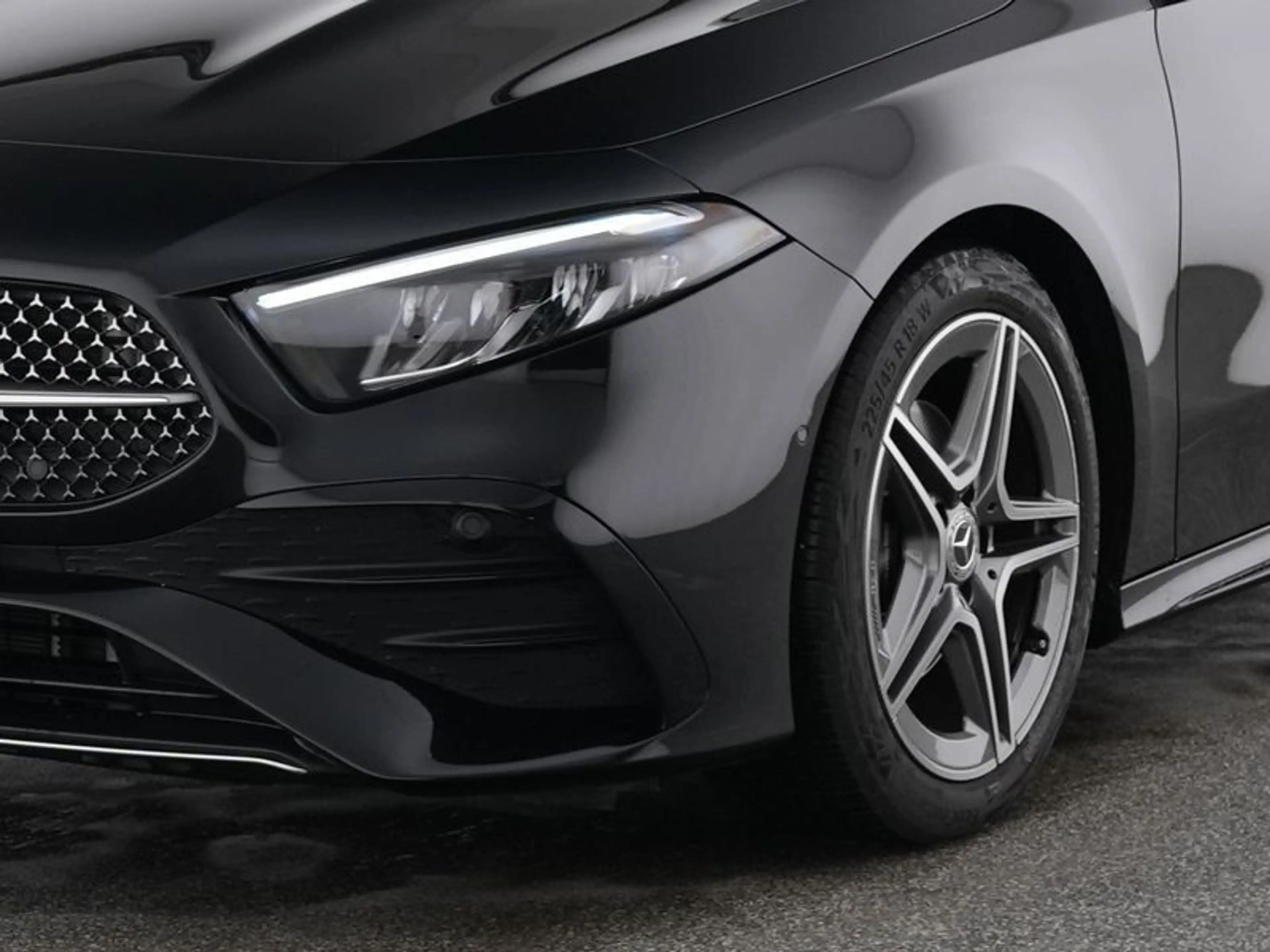 Mercedes-Benz A 200 AMG Adv. Plus*Distronic*Totwink*Kamera*LED — photo 3