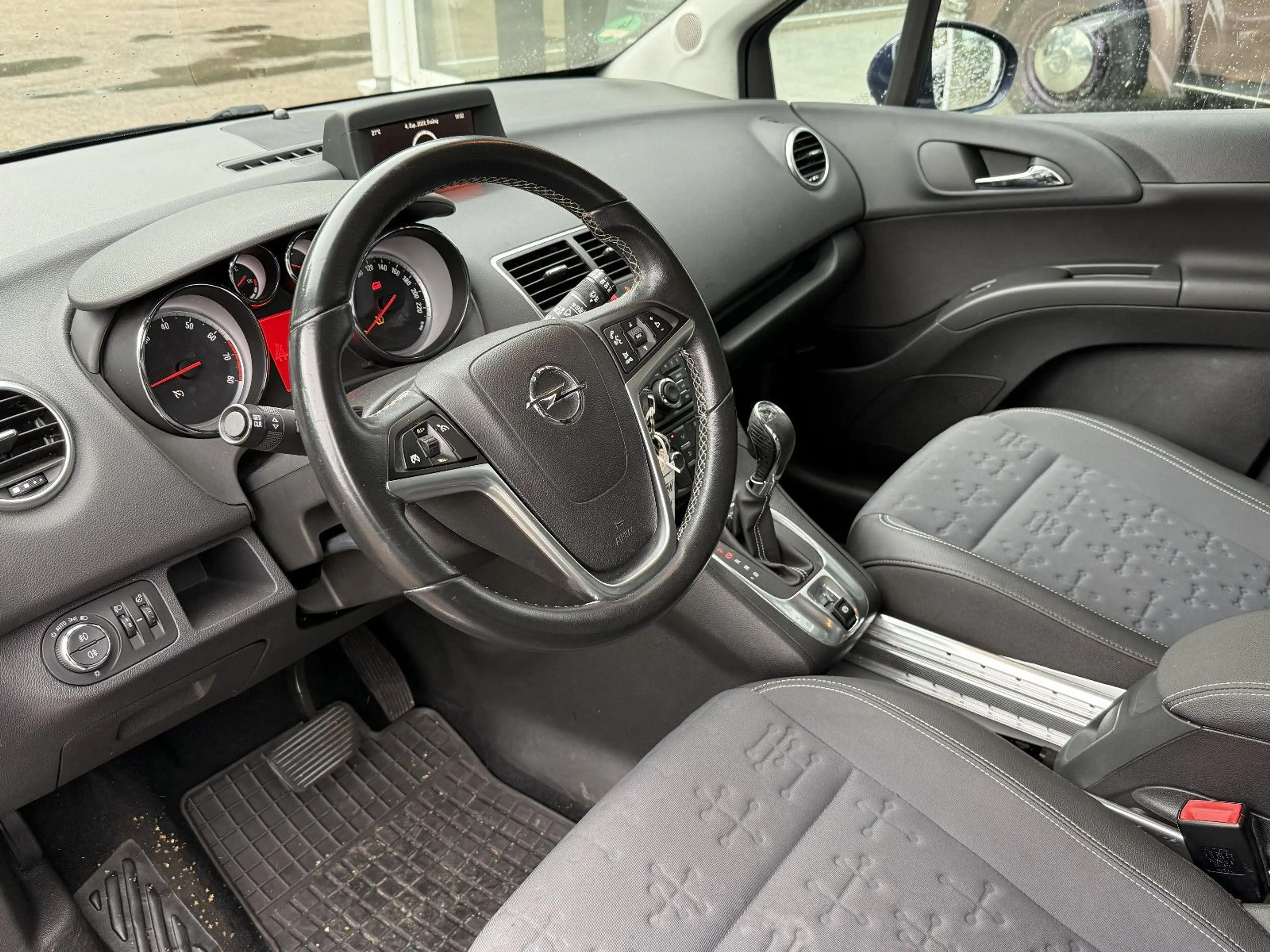 Opel Meriva 1.4 ecoFLEX Edition+AUTOM.+NAVI+PDC+AHK+ — photo 8