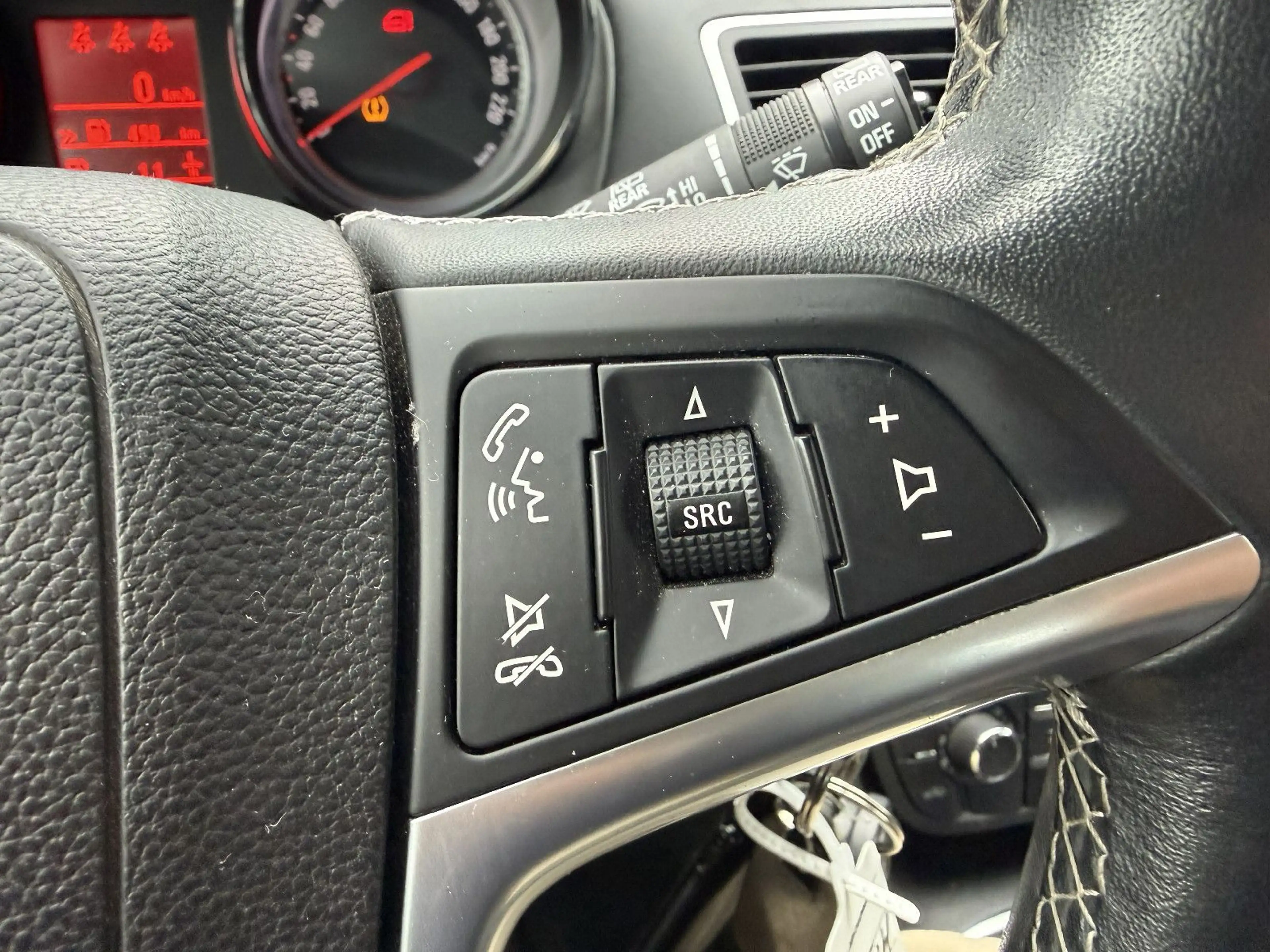 Opel Meriva 1.4 ecoFLEX Edition+AUTOM.+NAVI+PDC+AHK+ — photo 15