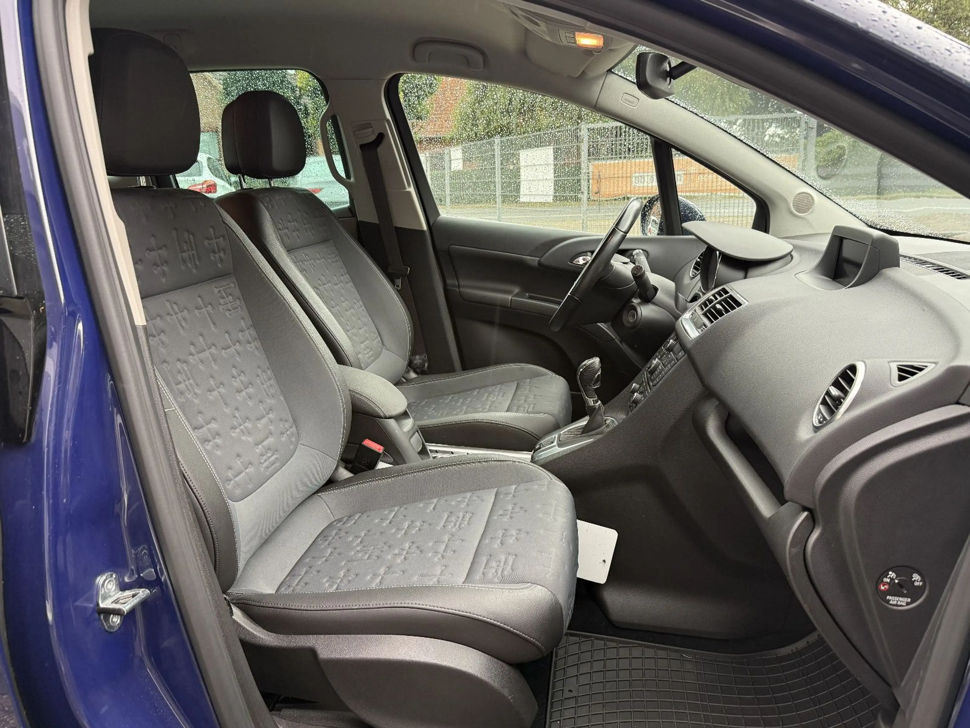 Opel Meriva 1.4 ecoFLEX Edition+AUTOM.+NAVI+PDC+AHK+ — photo 13