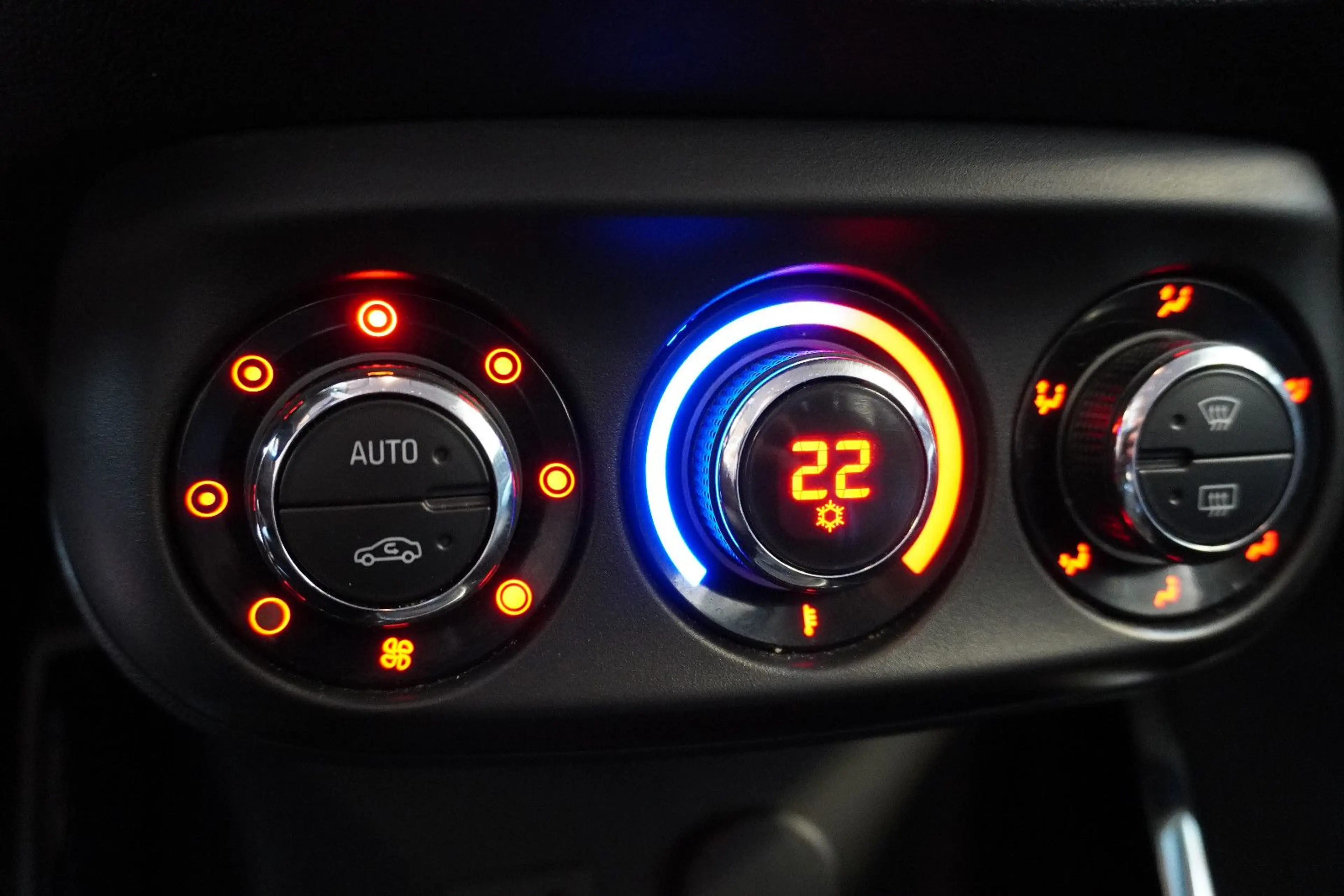 Opel Adam Slam -01 /Park Ass./Sport P./Winter P. — photo 15