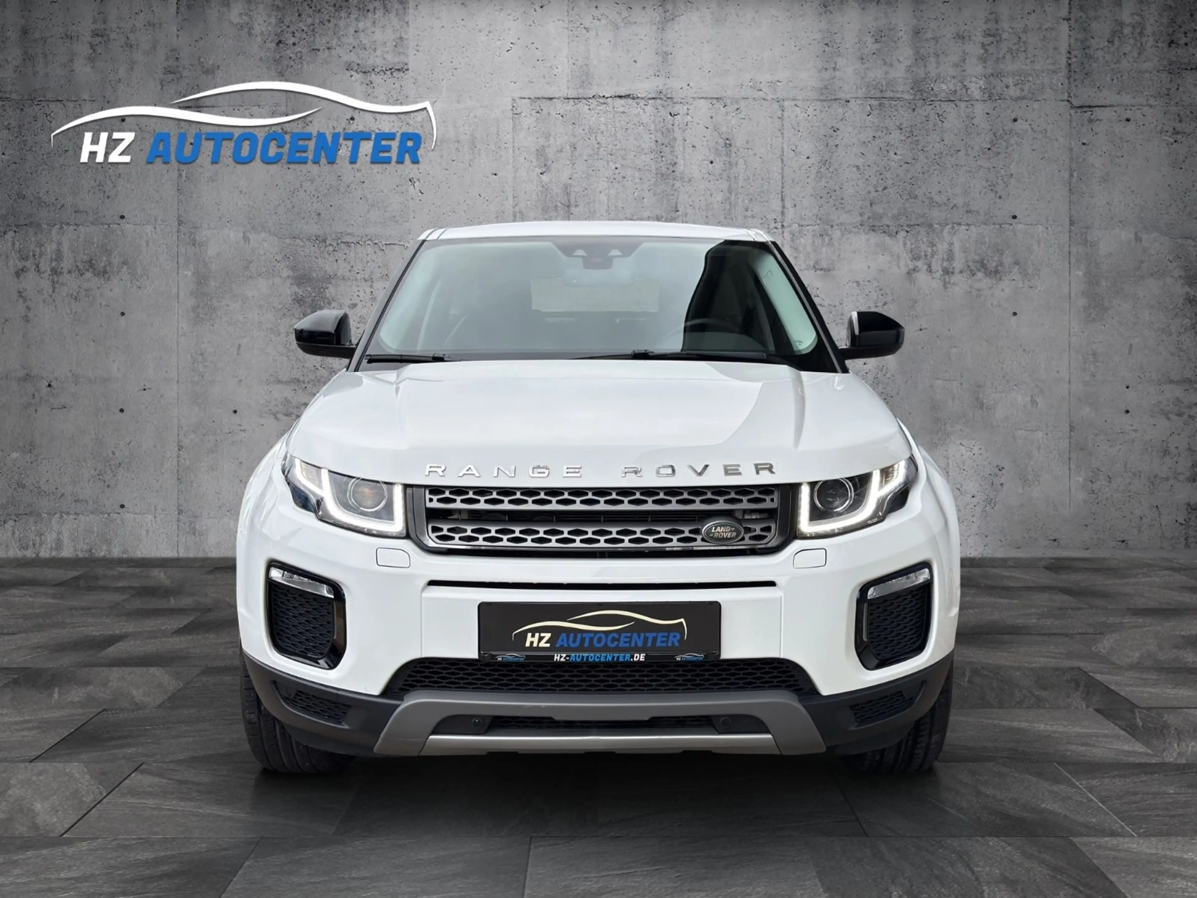 Land Rover Range Rover Evoque 2.0 TD4 AWD*LED*NAVI*LANE*TOP — photo 2