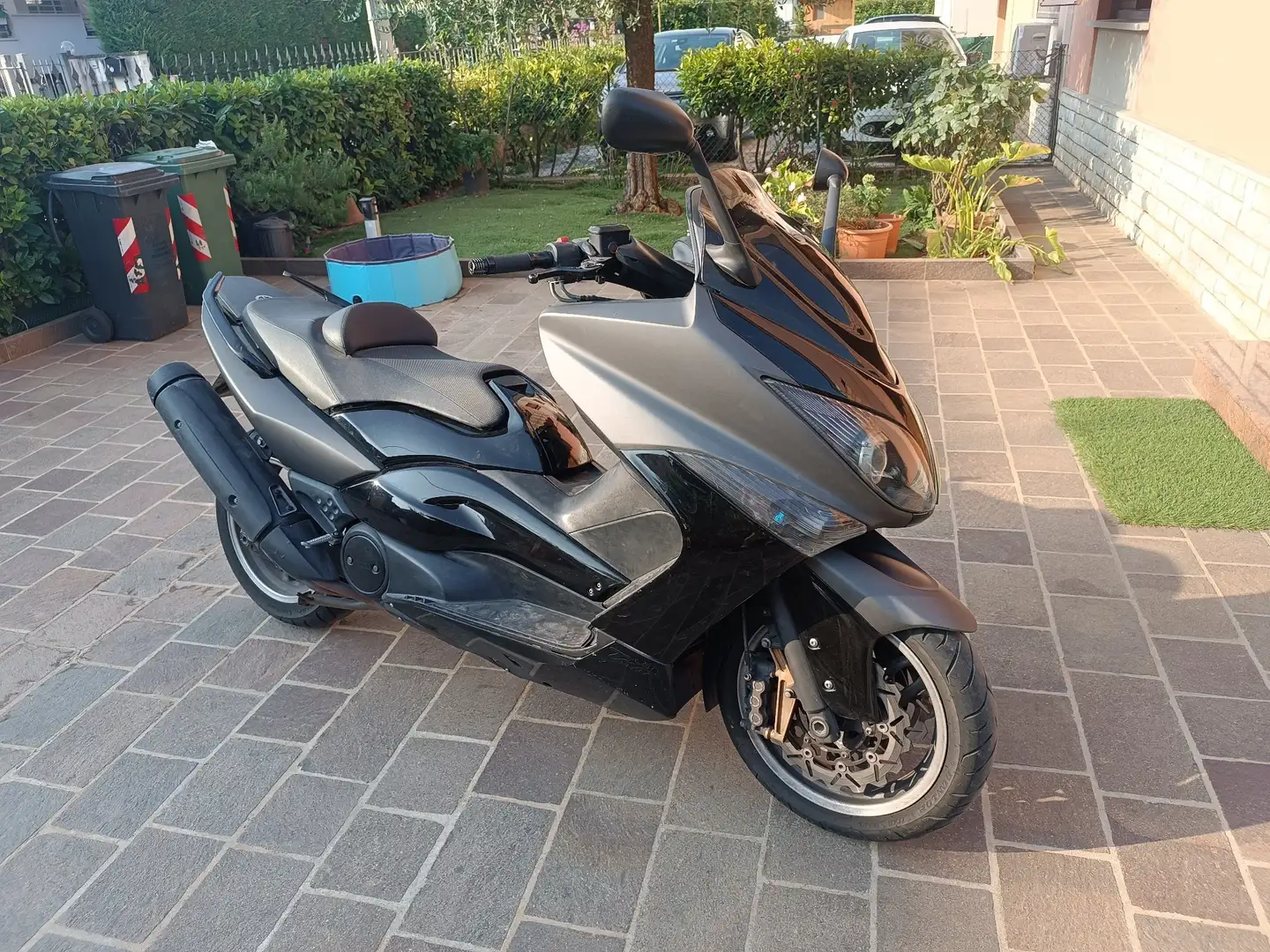 Yamaha TMAX 500 Grigio - 1