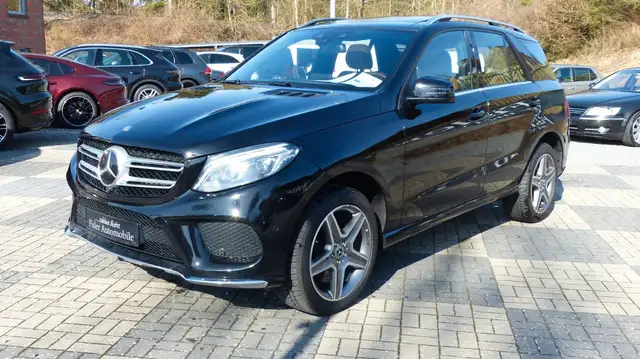 Mercedes-Benz GLE 400 4Matic AMG Pano AHK Distronic Standhzg