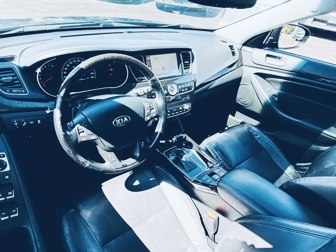 Kia Cadenza photo Kia Cadenza