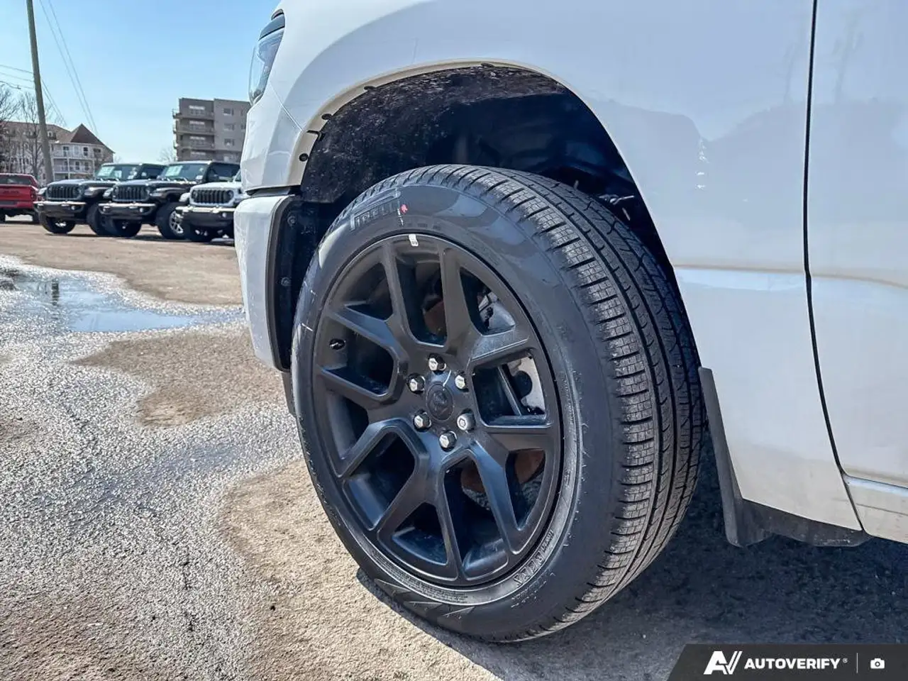 RAM 1500 снимка RAM 1500