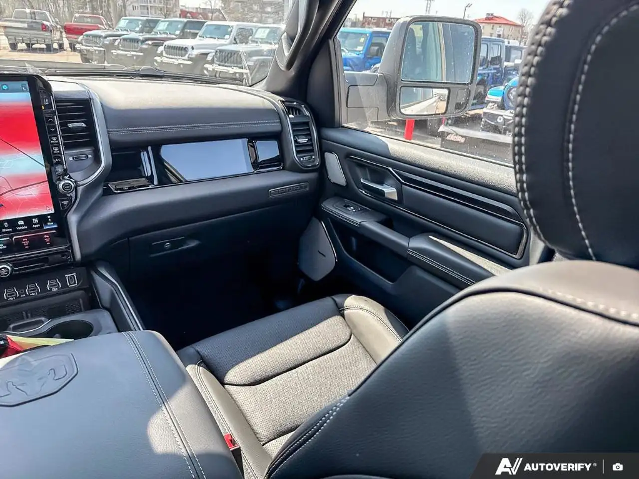 RAM 1500 снимка RAM 1500