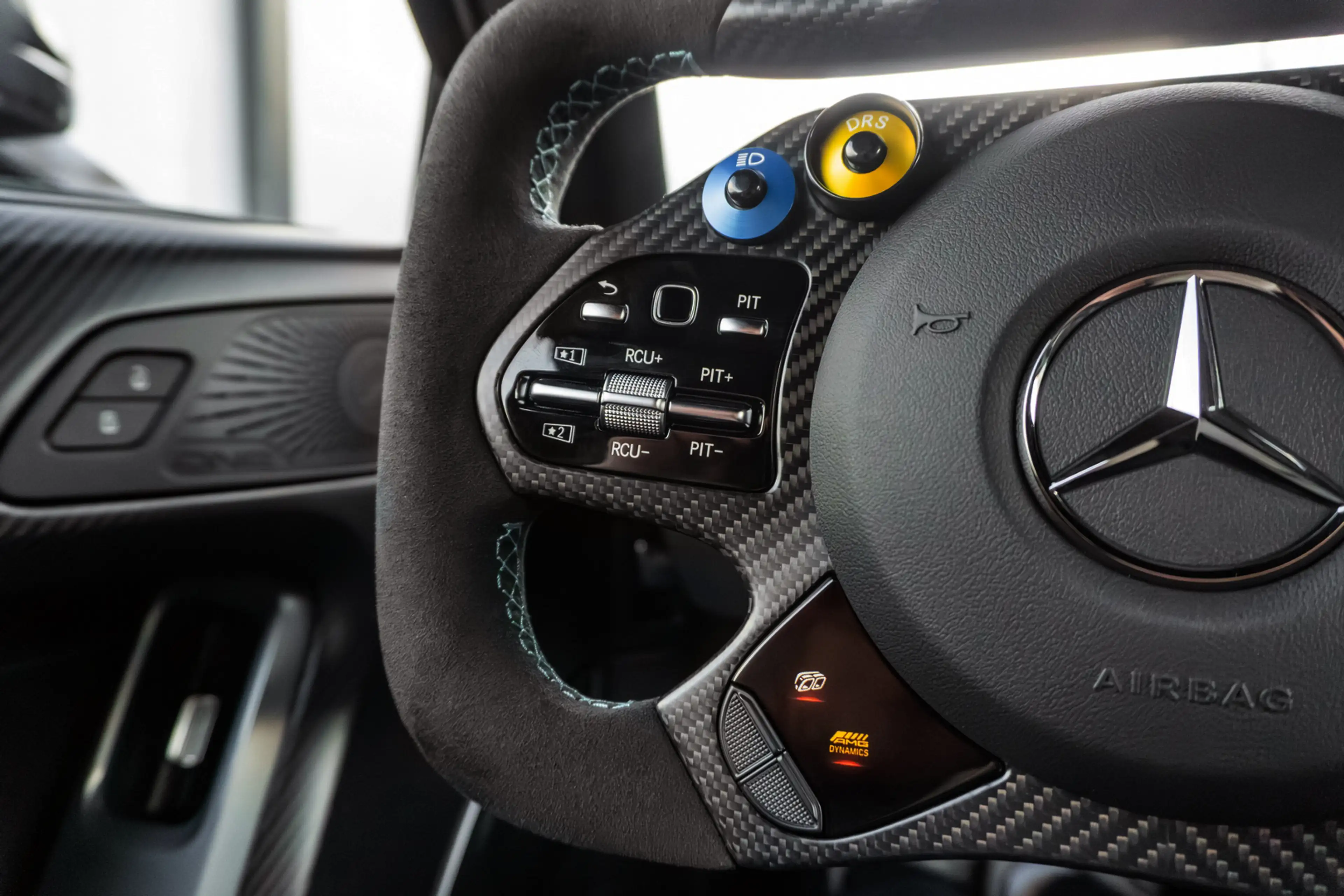 Mercedes-Benz AMG ONE - Black - EU Delivery - Available Now! — photo 12